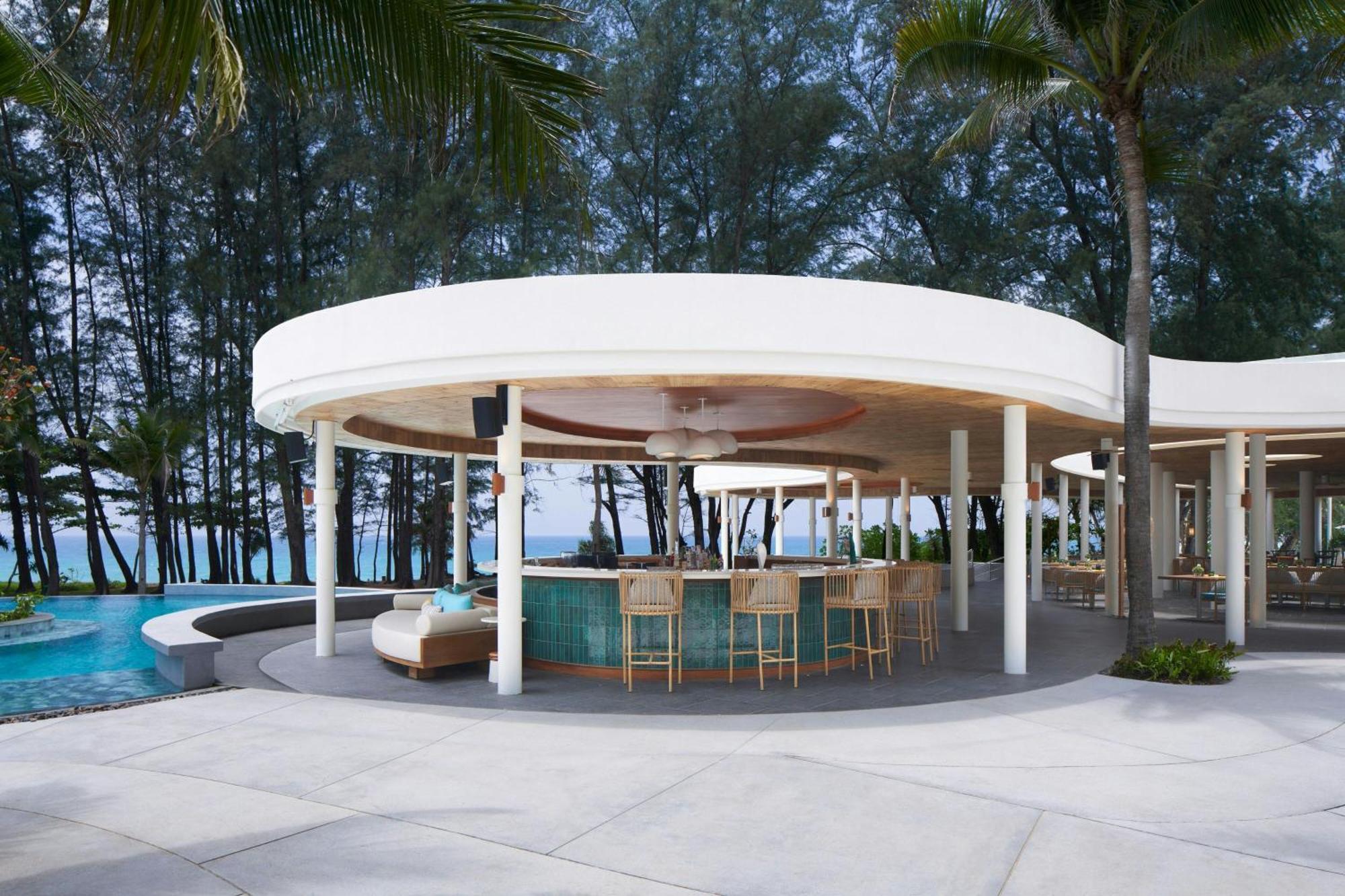 Le Meridien Phuket Hotel