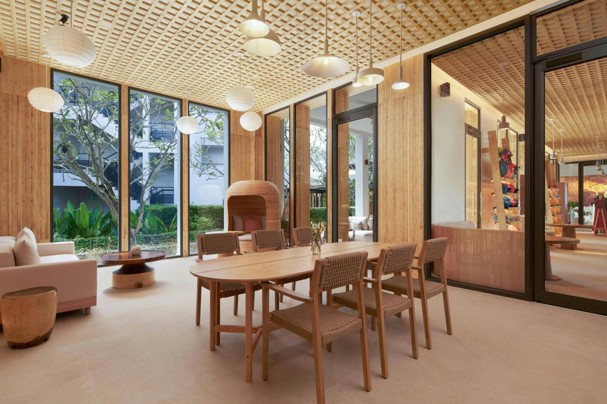 Le Meridien Phuket Mai Khao