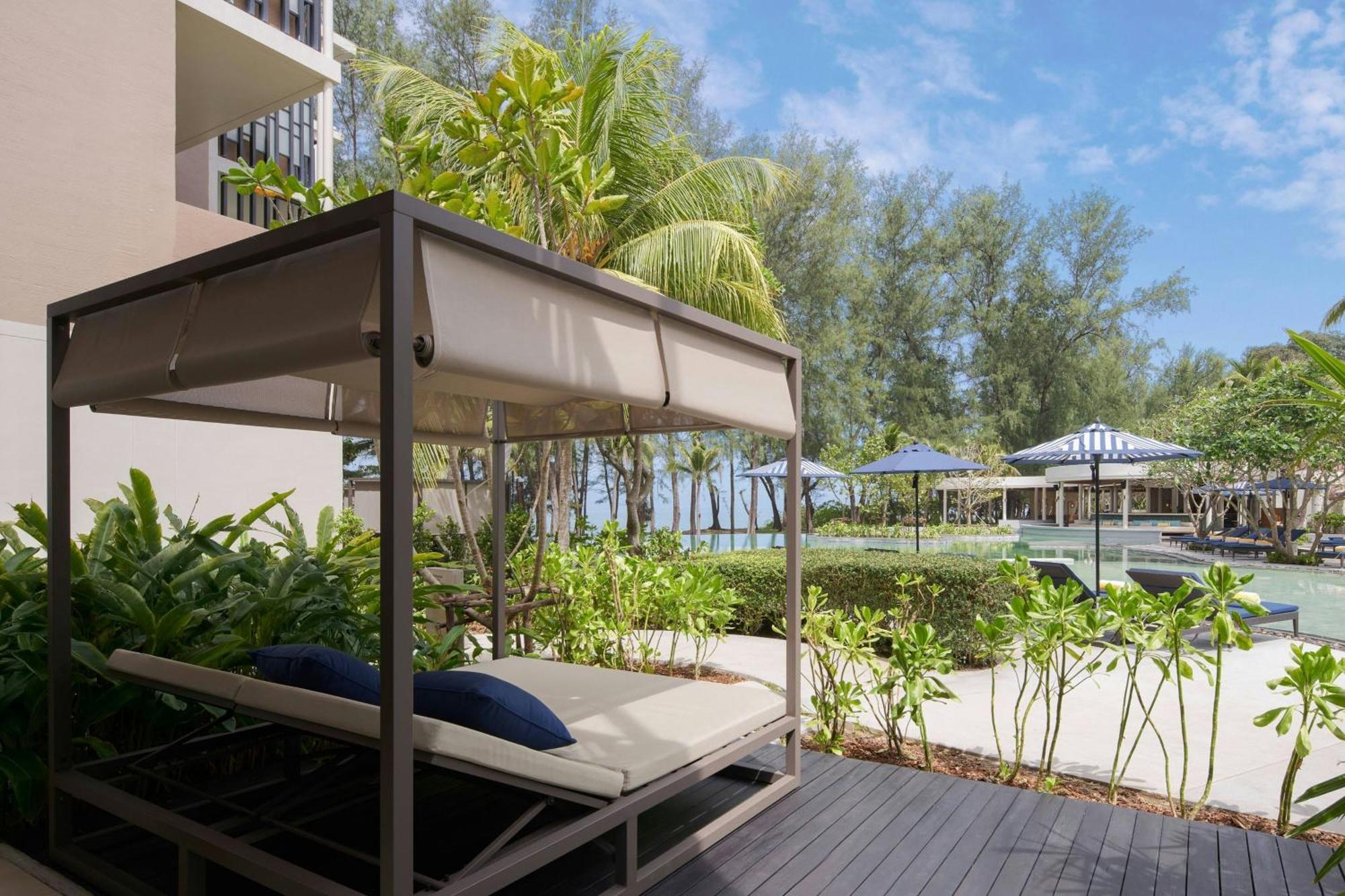 Hotel Le Meridien Phuket 5*