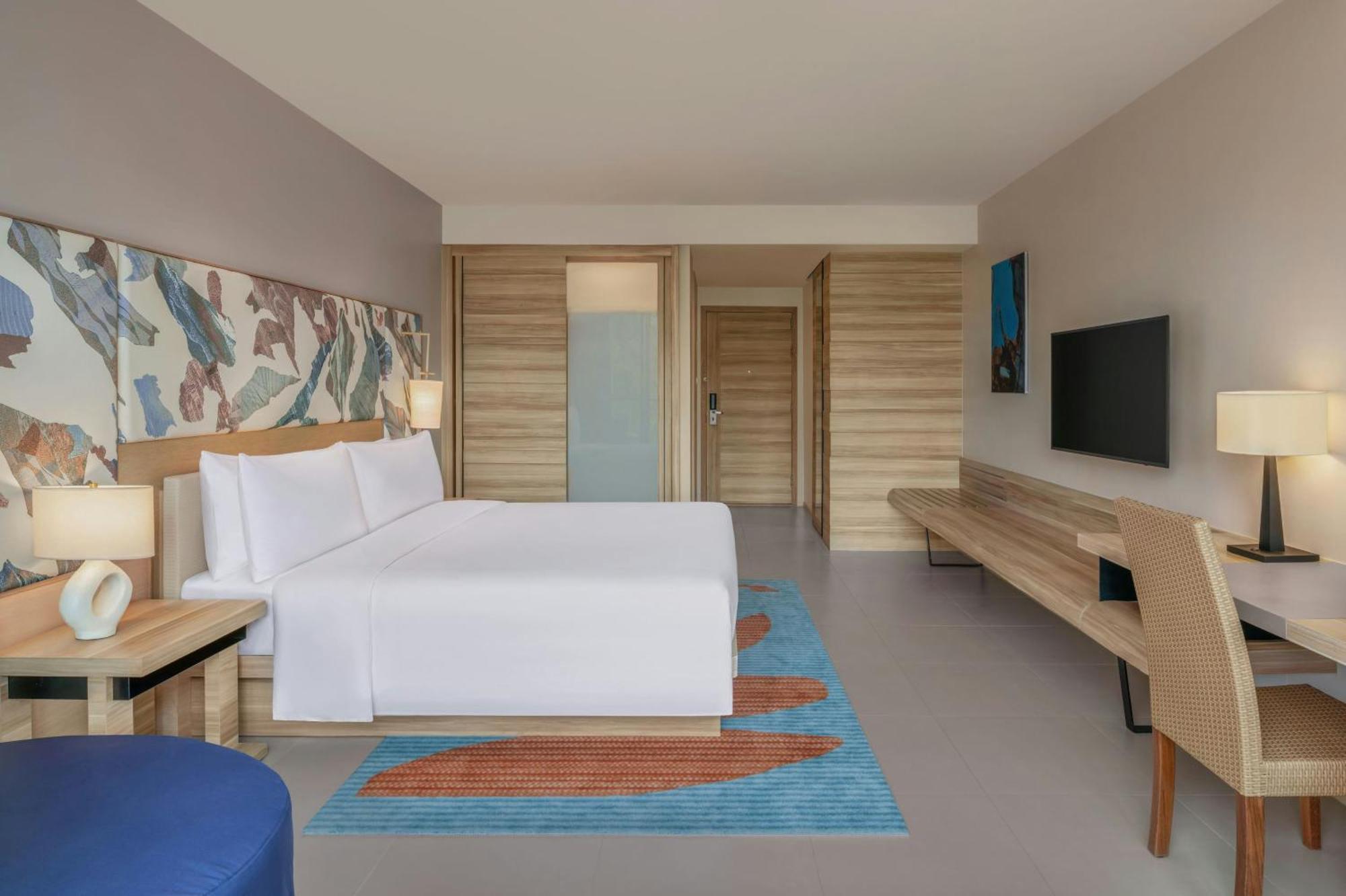 Le Meridien Phuket