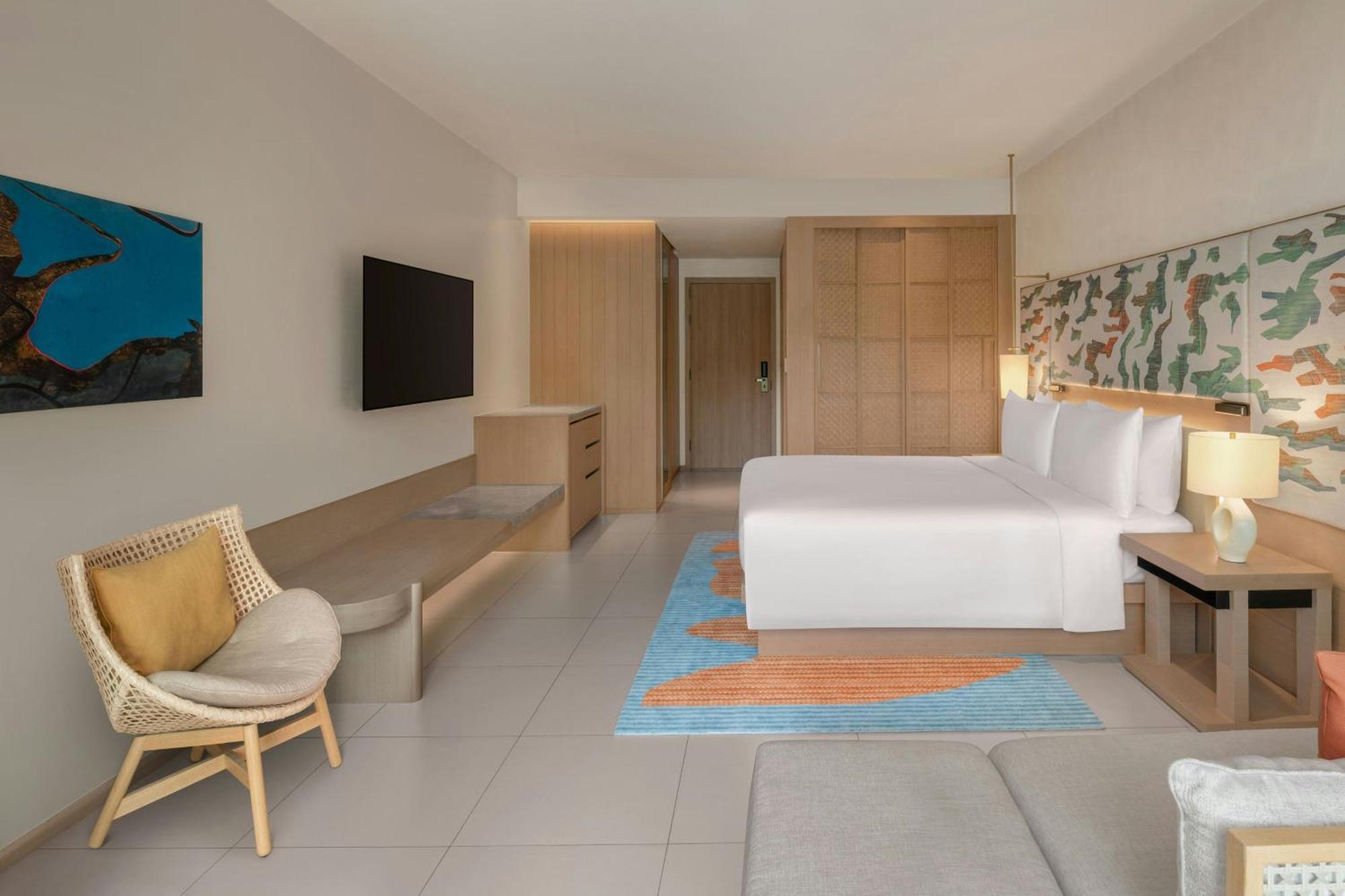 Hotel Le Meridien Phuket 5*