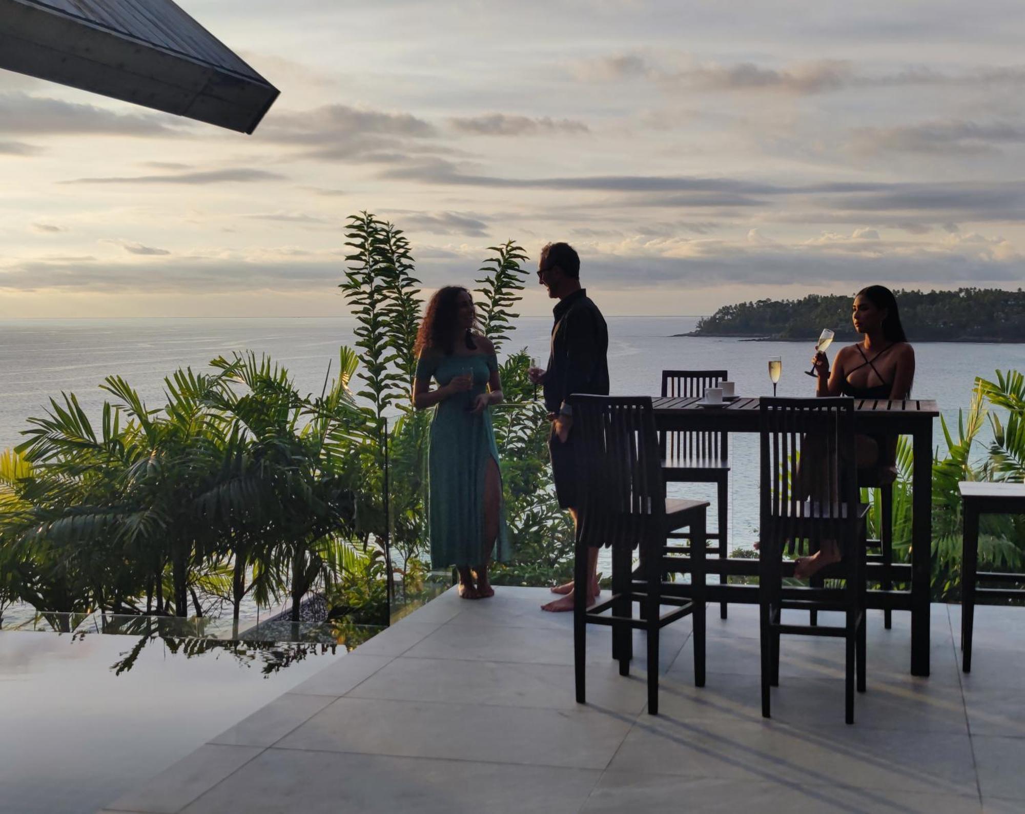 Villa Oceanfront With Ocean And Views Surin Beach (Phuket)