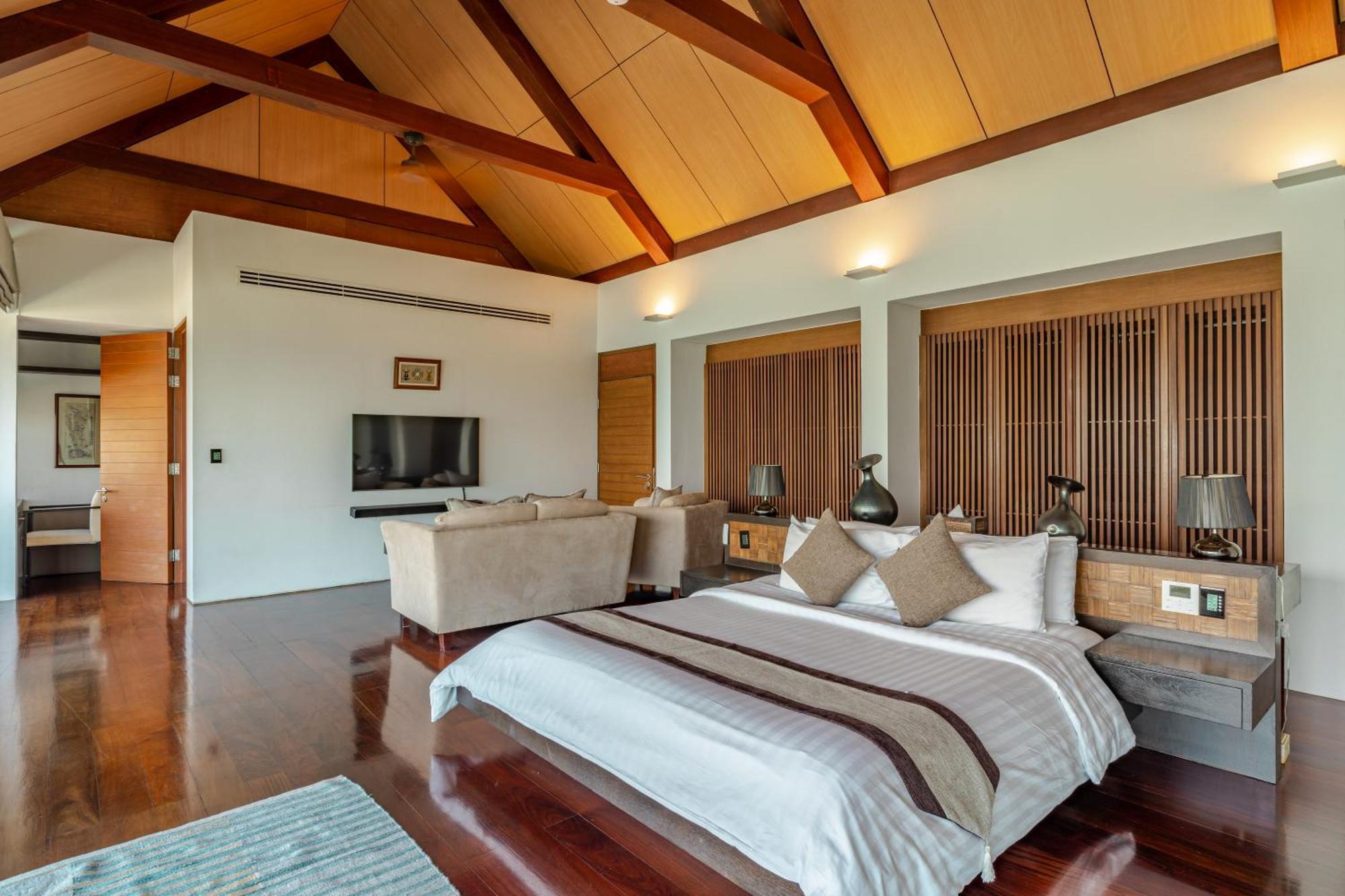 Oceanfront With Ocean And Views * Surin Beach (Phuket)