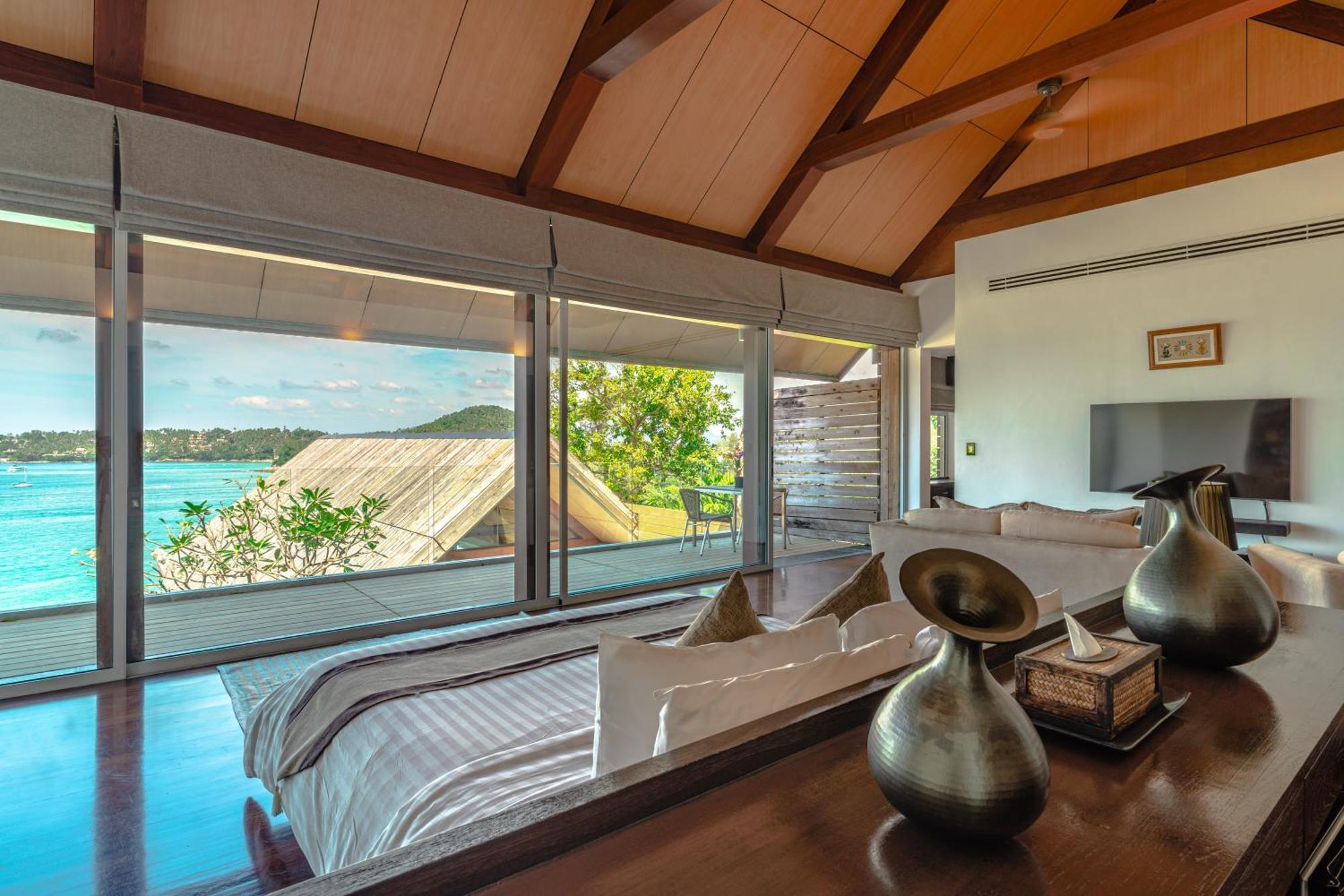 Oceanfront With Ocean And Views Villa *