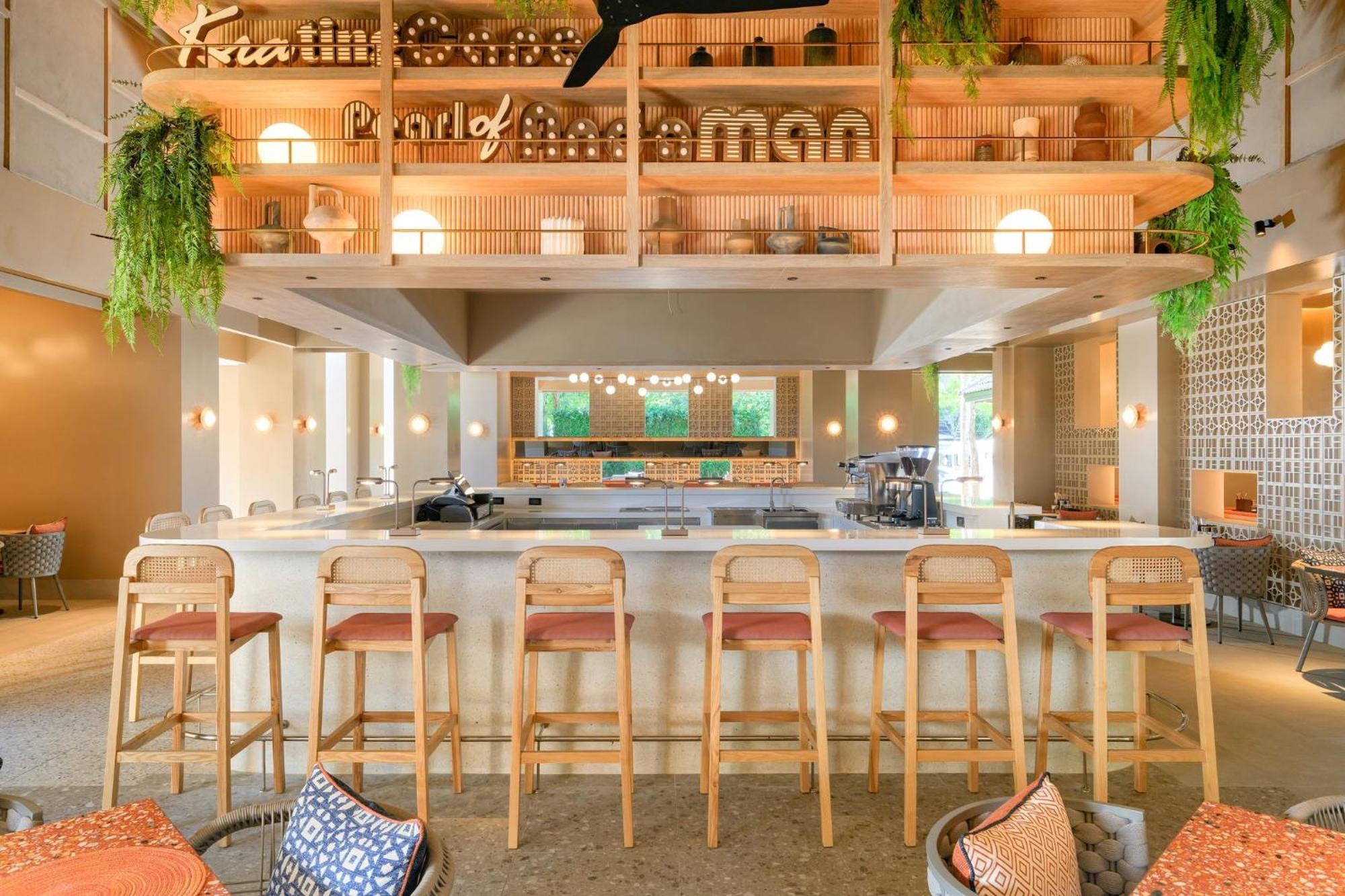 Hotel Centara Phuket - Sha Extra