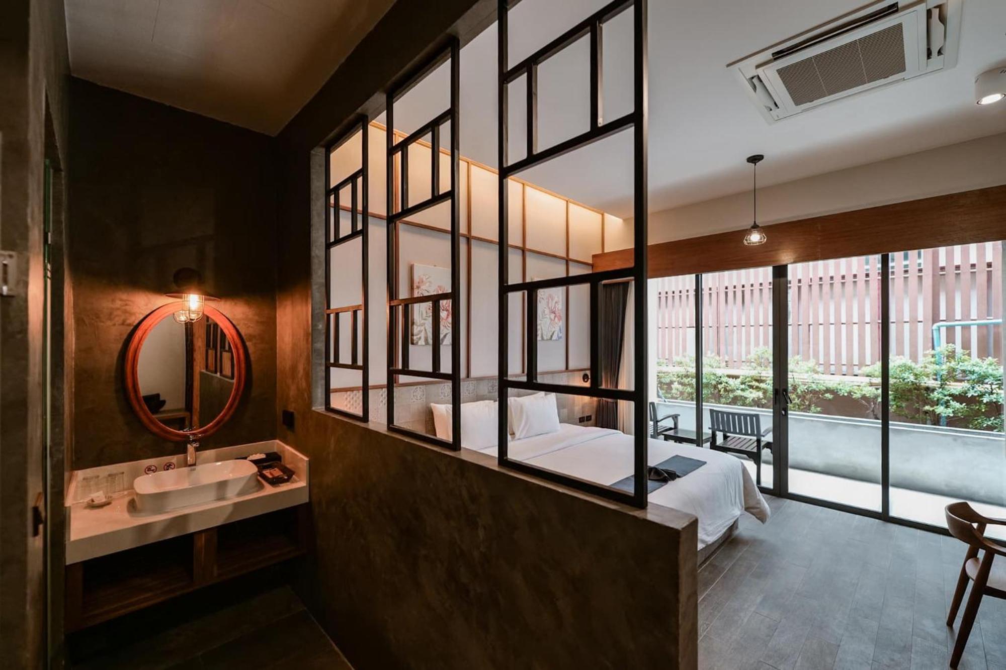 Hotel R-mar And - Sha