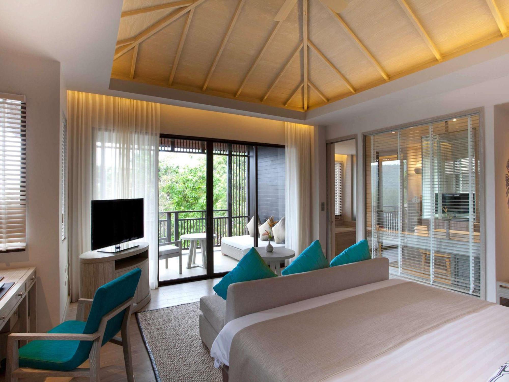 Pullman Phuket Arcadia Hotel 5*