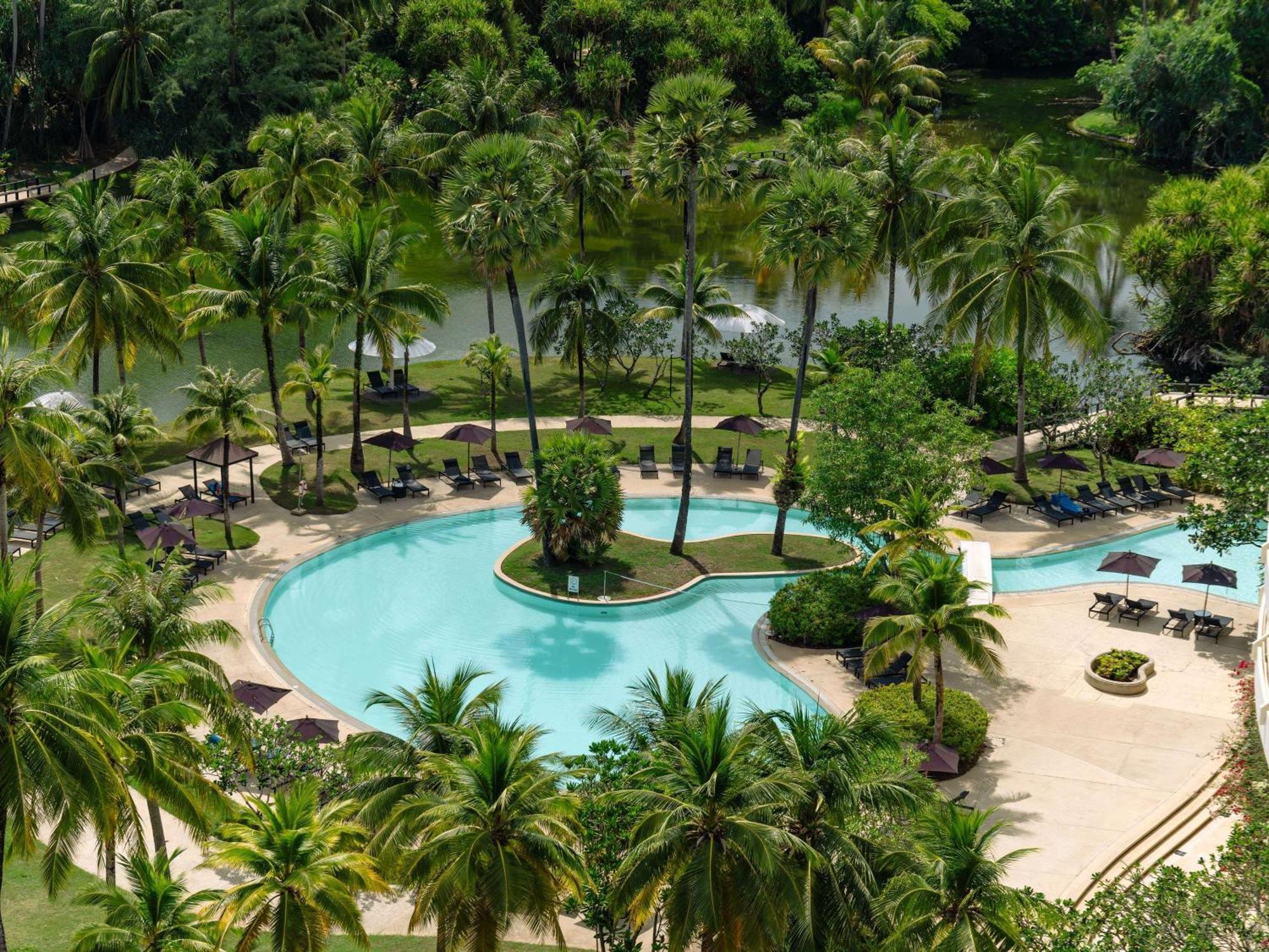 Resort Pullman Phuket 5*