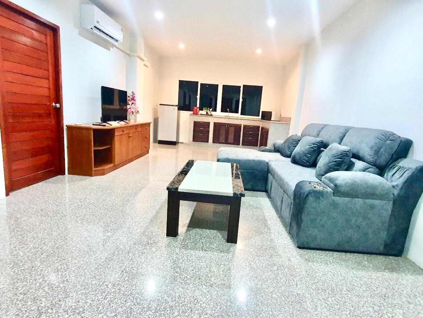 Aparthotel Siray House