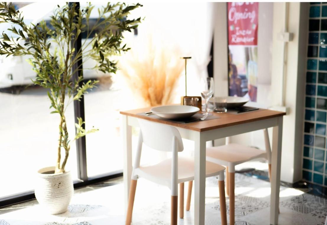 Bed & Breakfast I Talay Phuket *