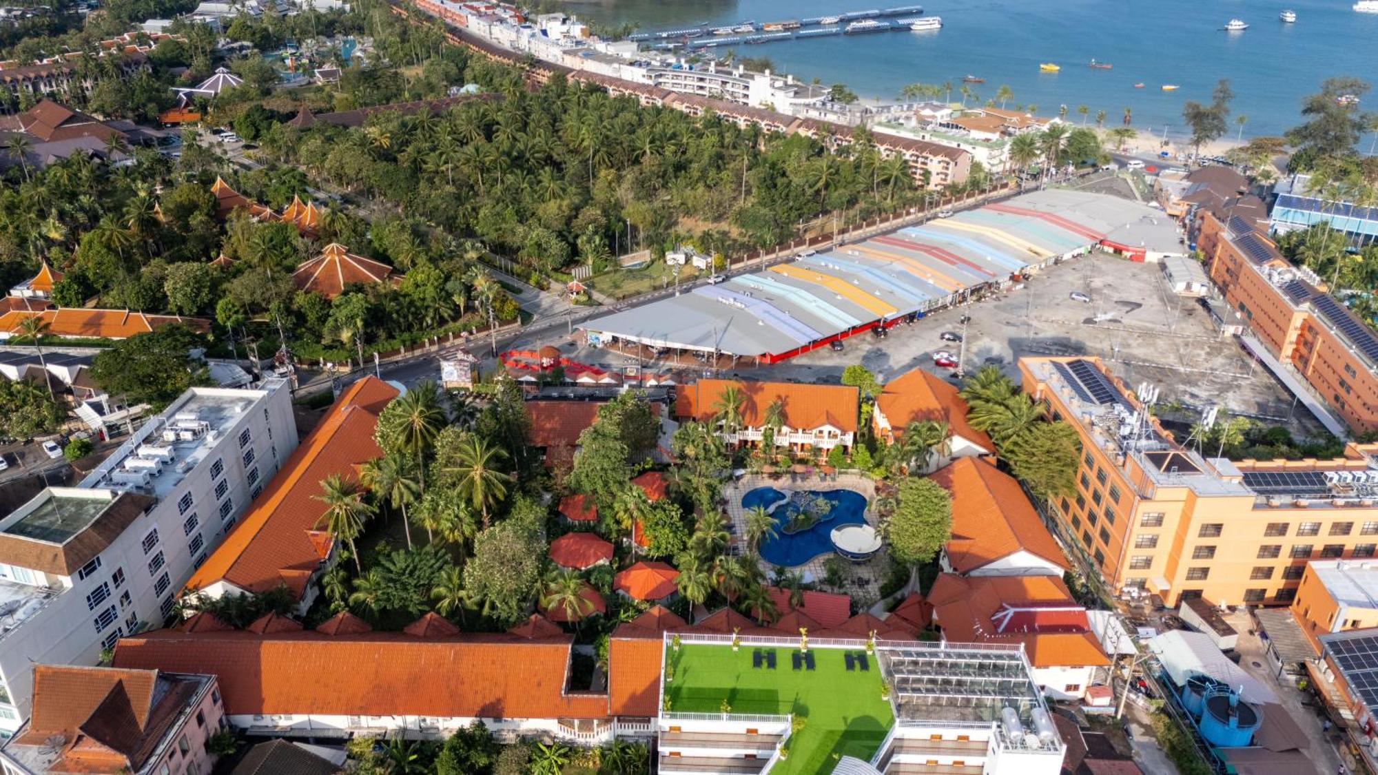 Phuket Leelavadee Hua Ting Resort