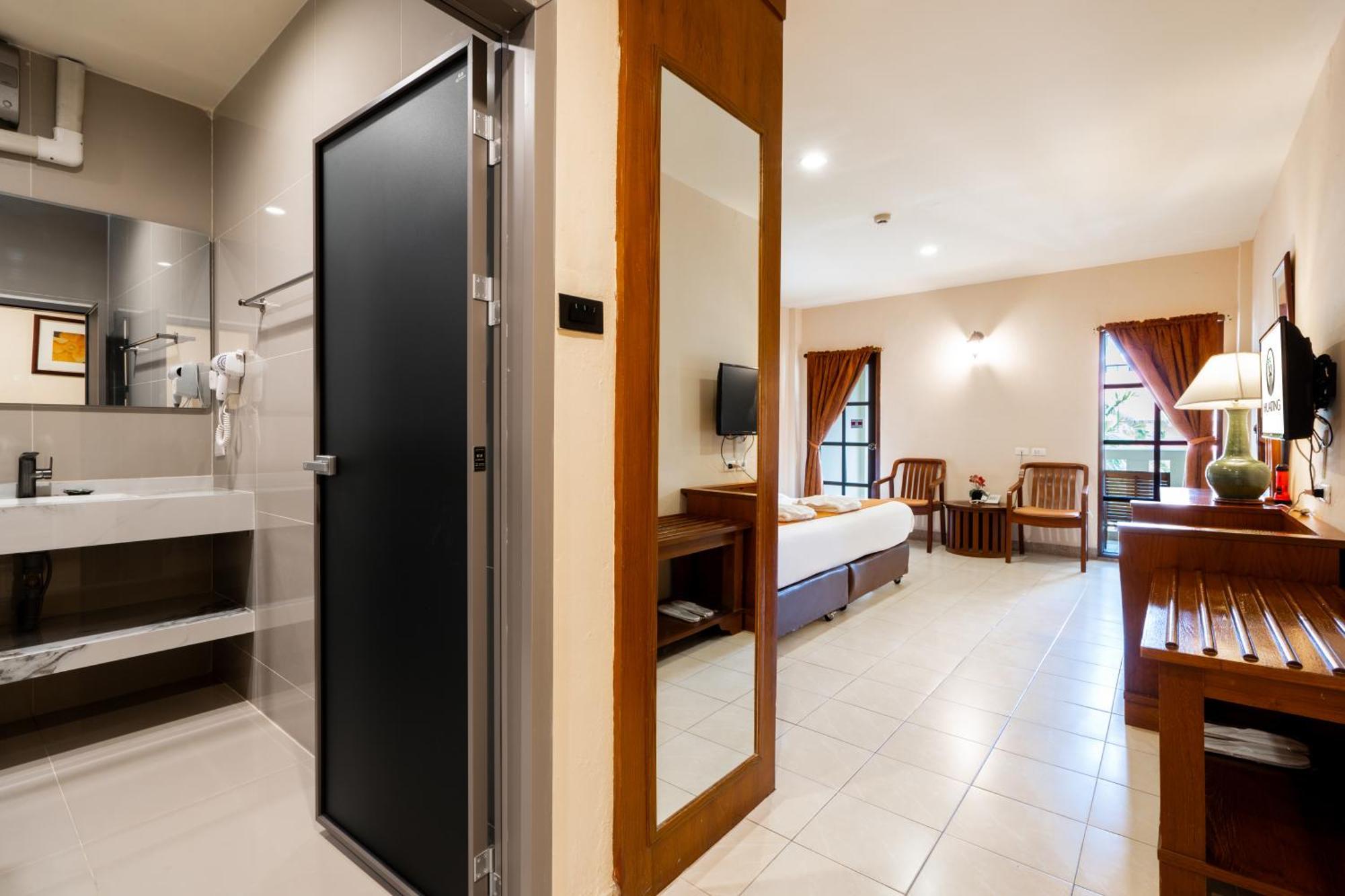 Resort Phuket Leelavadee Hua Ting