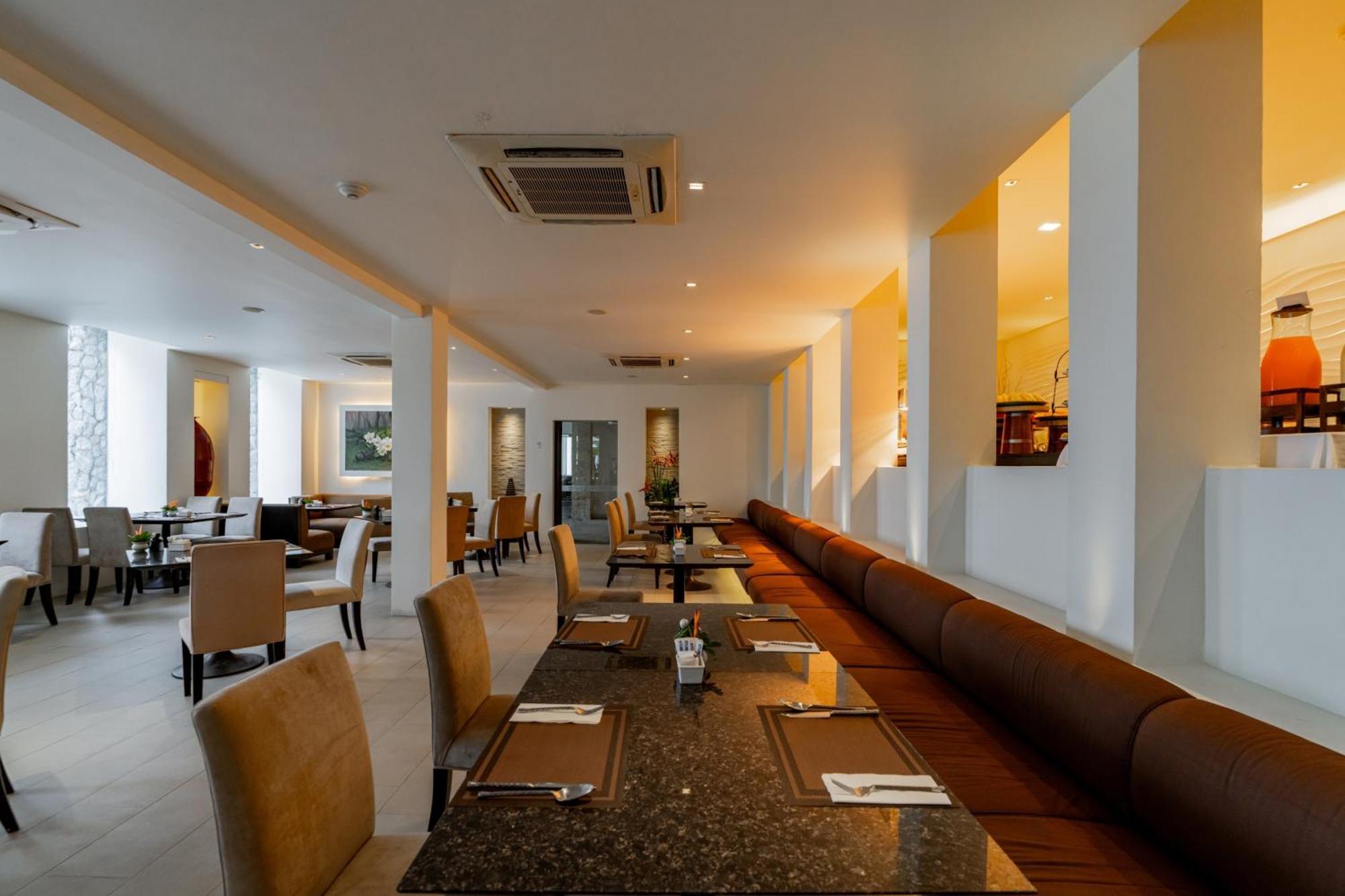 The Racha 5* Ko Racha Yai