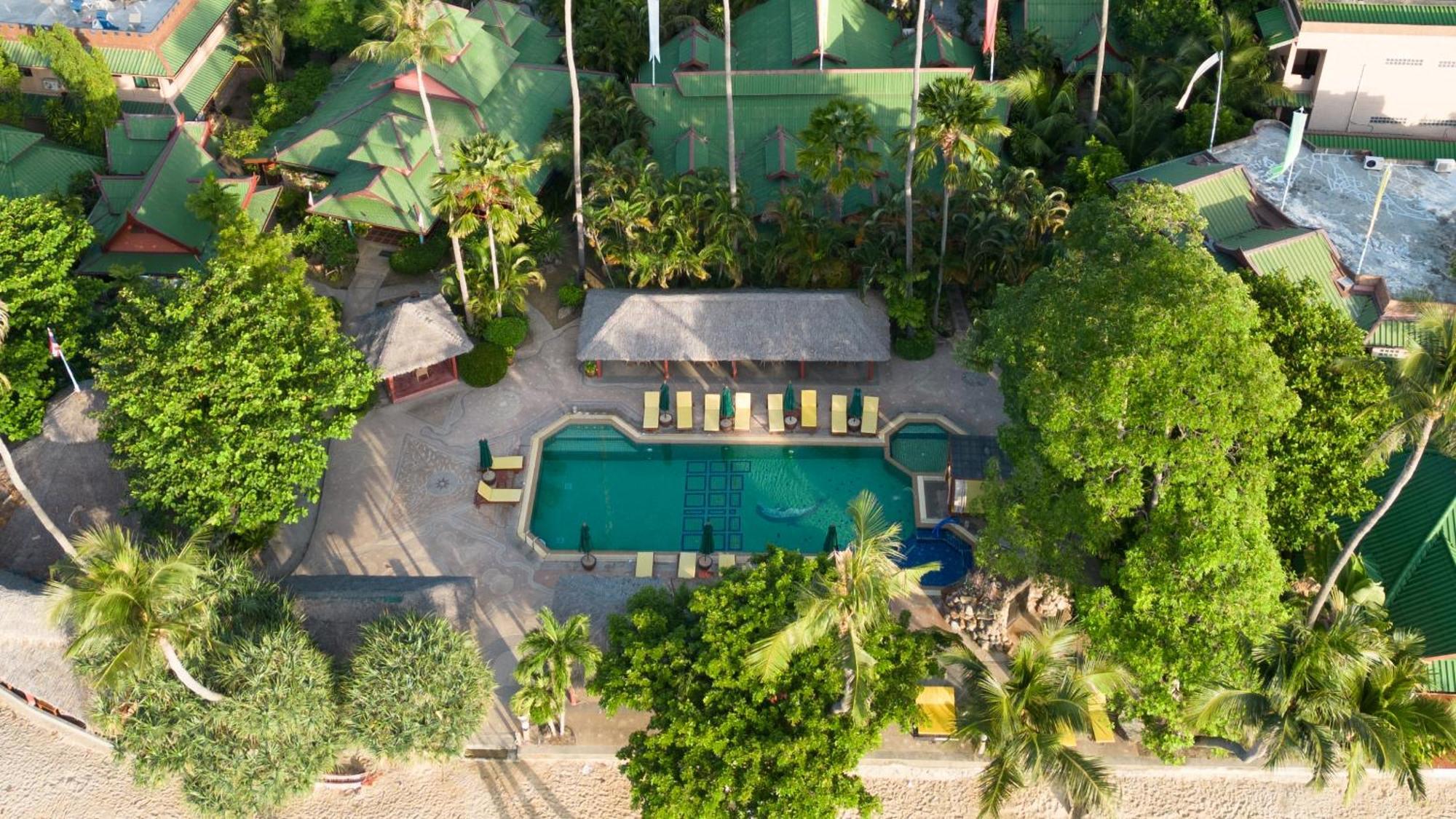 Resort Friendship & Atmanjai Wellness Centre