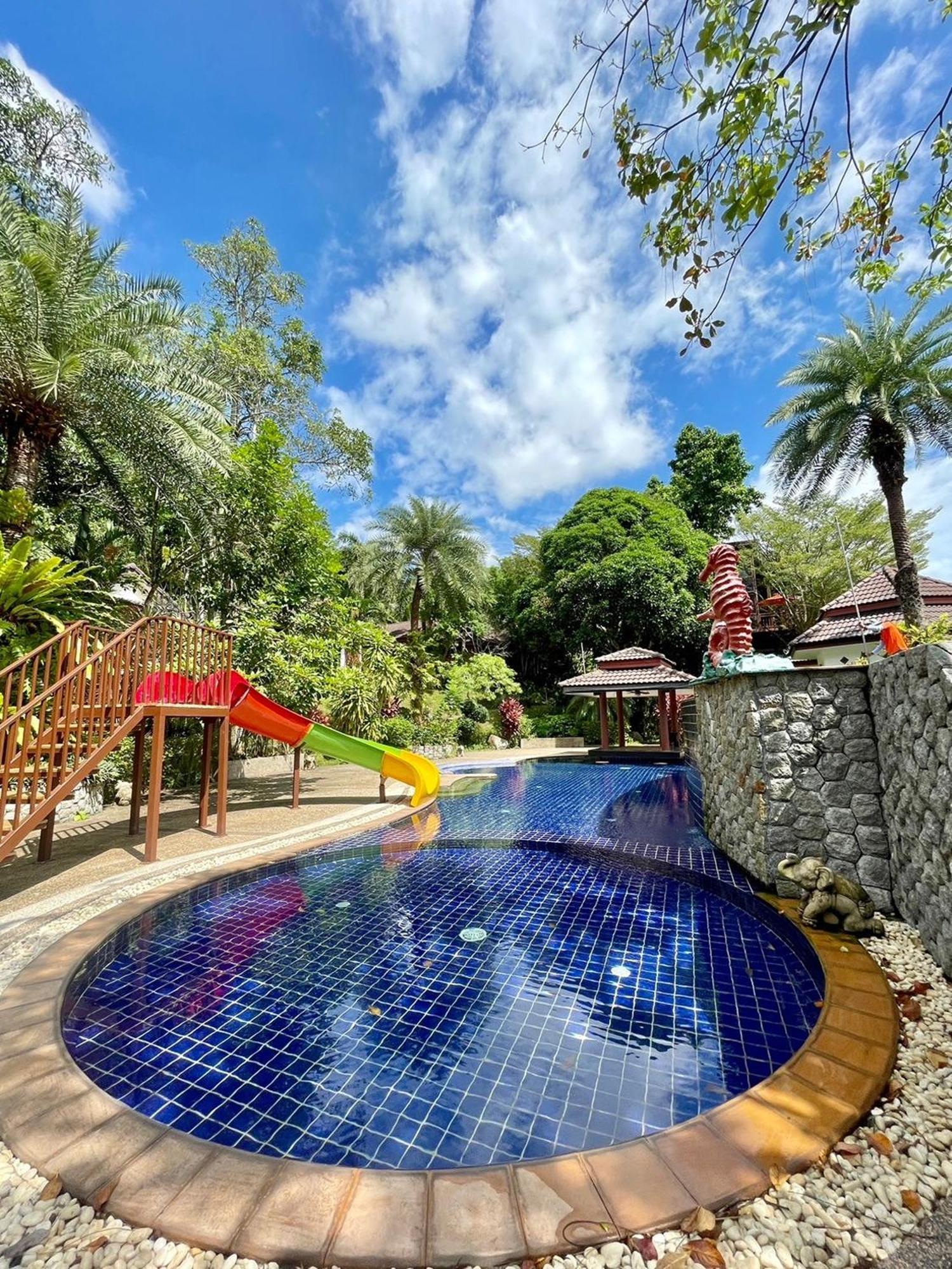 Resort Thai Modern & 
