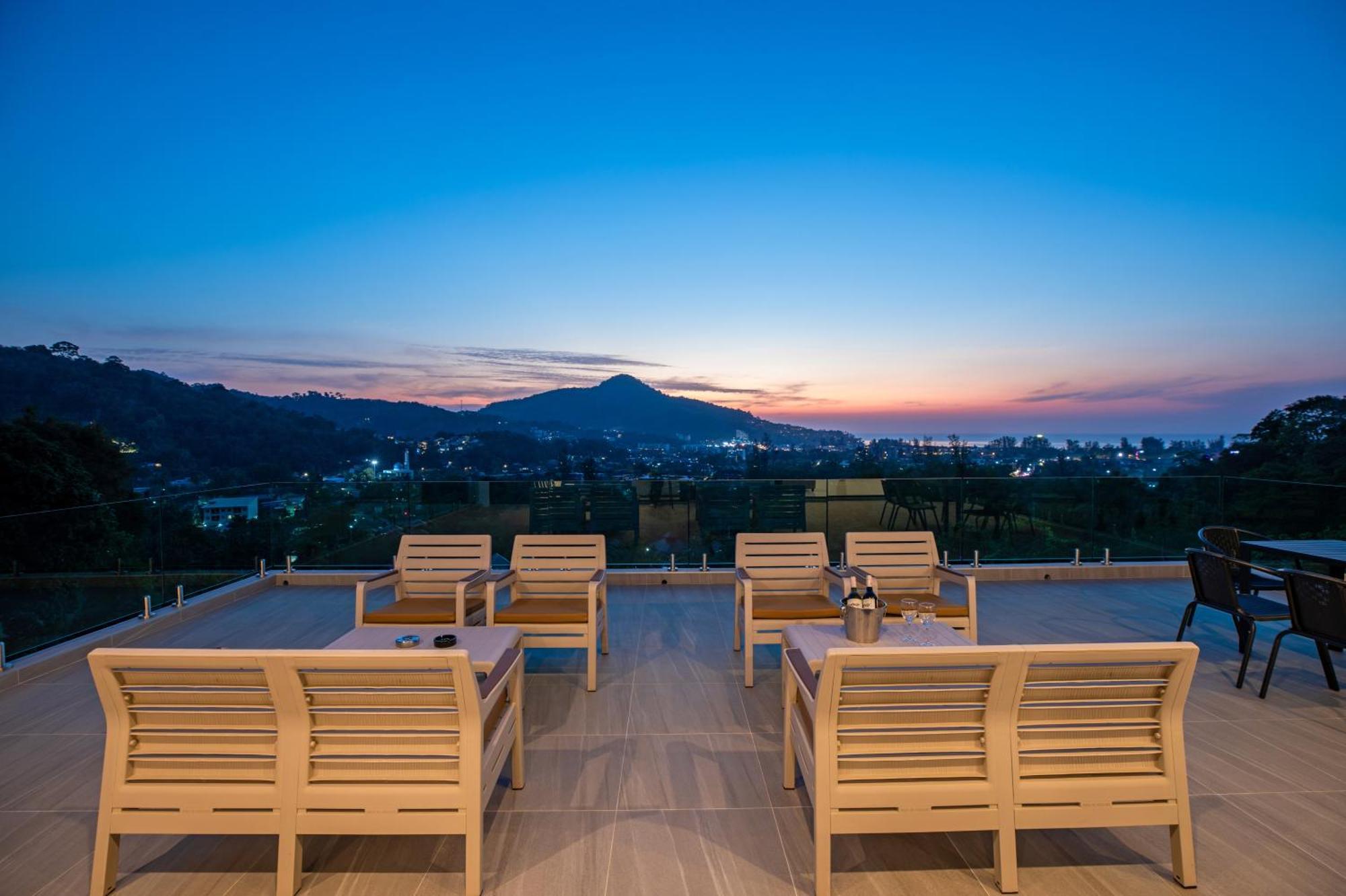 Hotel Baan Chom View - Sha Kamala Beach