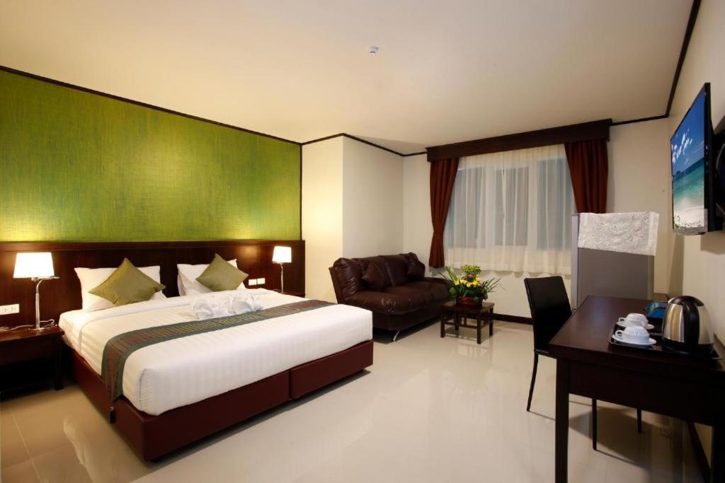 Hotel Orchid Resortel