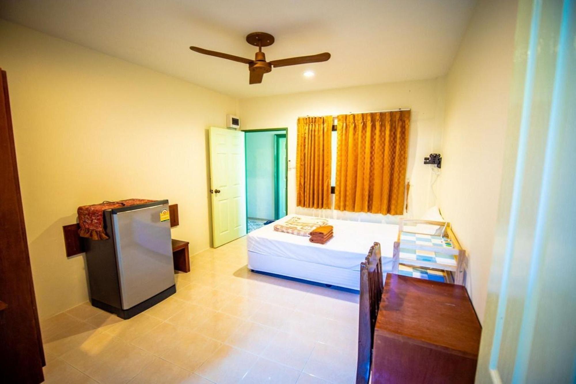 Muchshima House 2* Bang Tao Beach (Phuket)