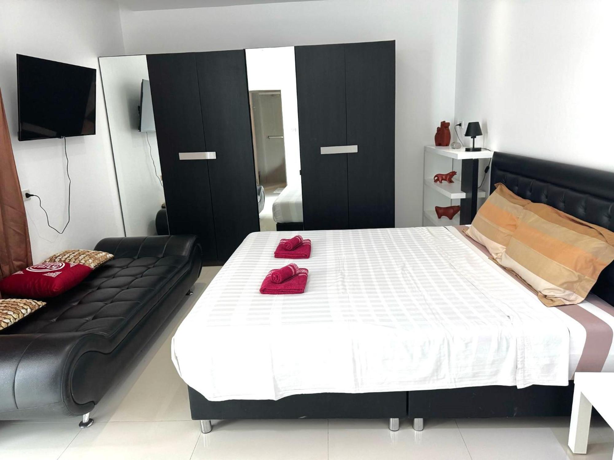 Cheloni 2 Bedrooms * Kamala Beach