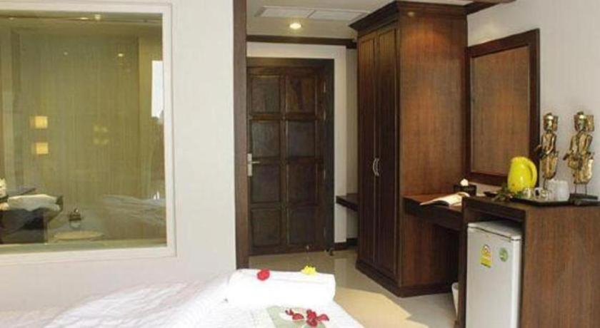 Azure Bangla Phuket Hotel 3*