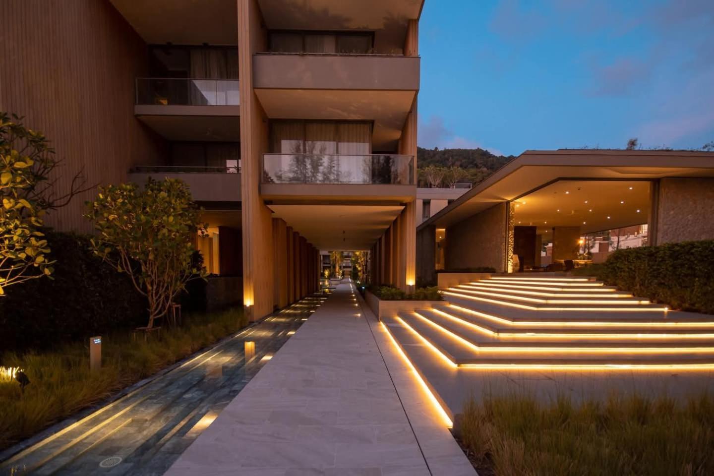Luxury Five-star Penthouse 407sqm Beachfront And Private Pool