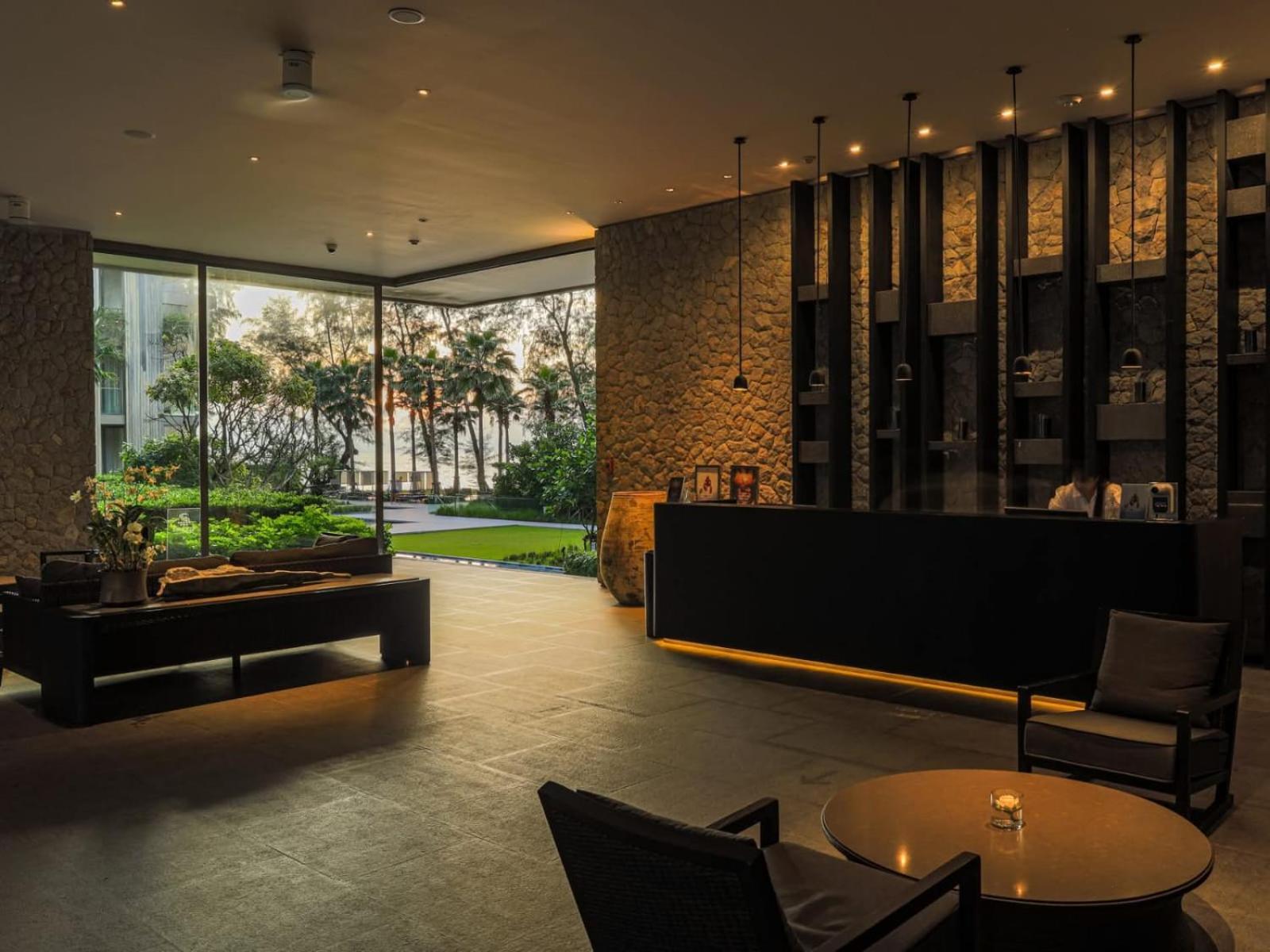 Luxury Five-star Penthouse 407sqm Beachfront And Private Pool Apartment *