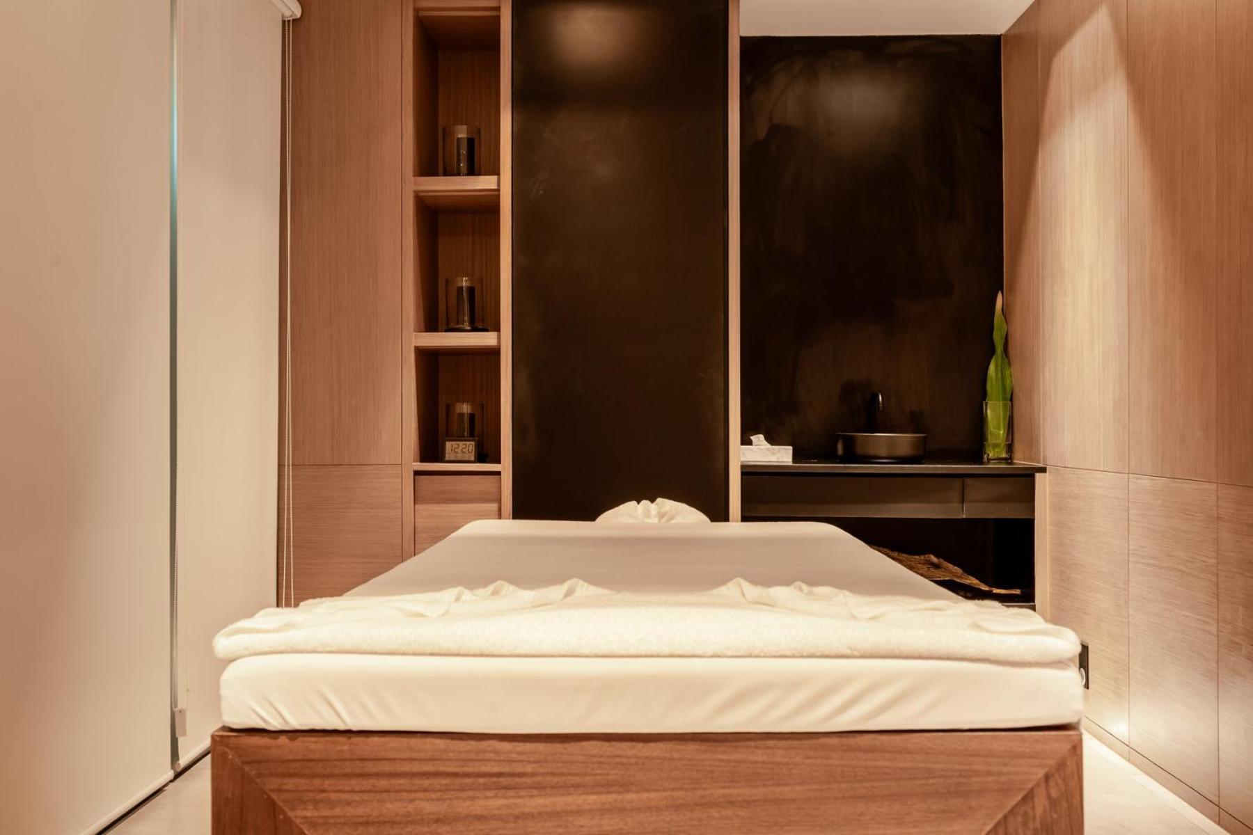 Apartment Luxury Five-star Penthouse 407sqm Beachfront And Private Pool Phuket