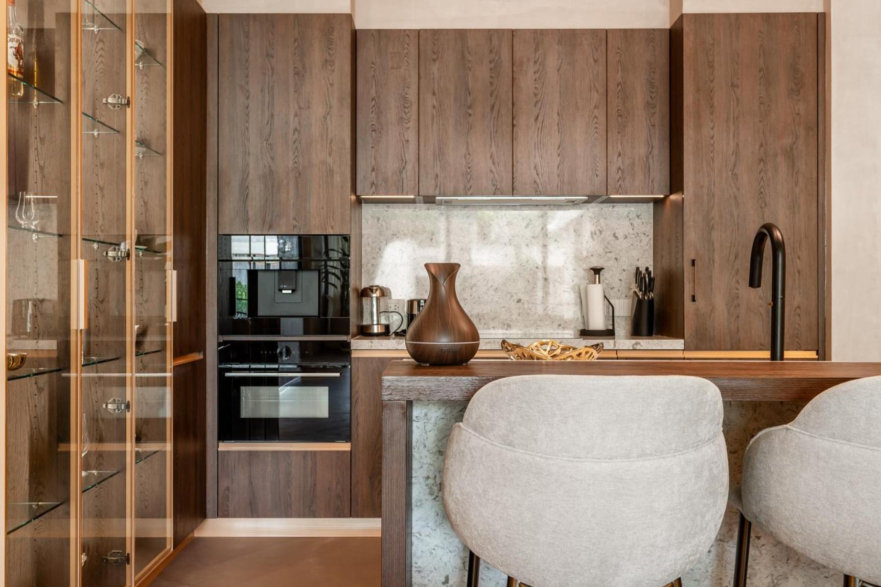 Luxury Five-star Penthouse 407sqm Beachfront And Private Pool Apartment