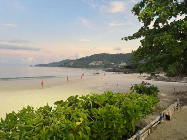 Beachside Luxury Condo: Smart Living With Ocean Proximity * Patong