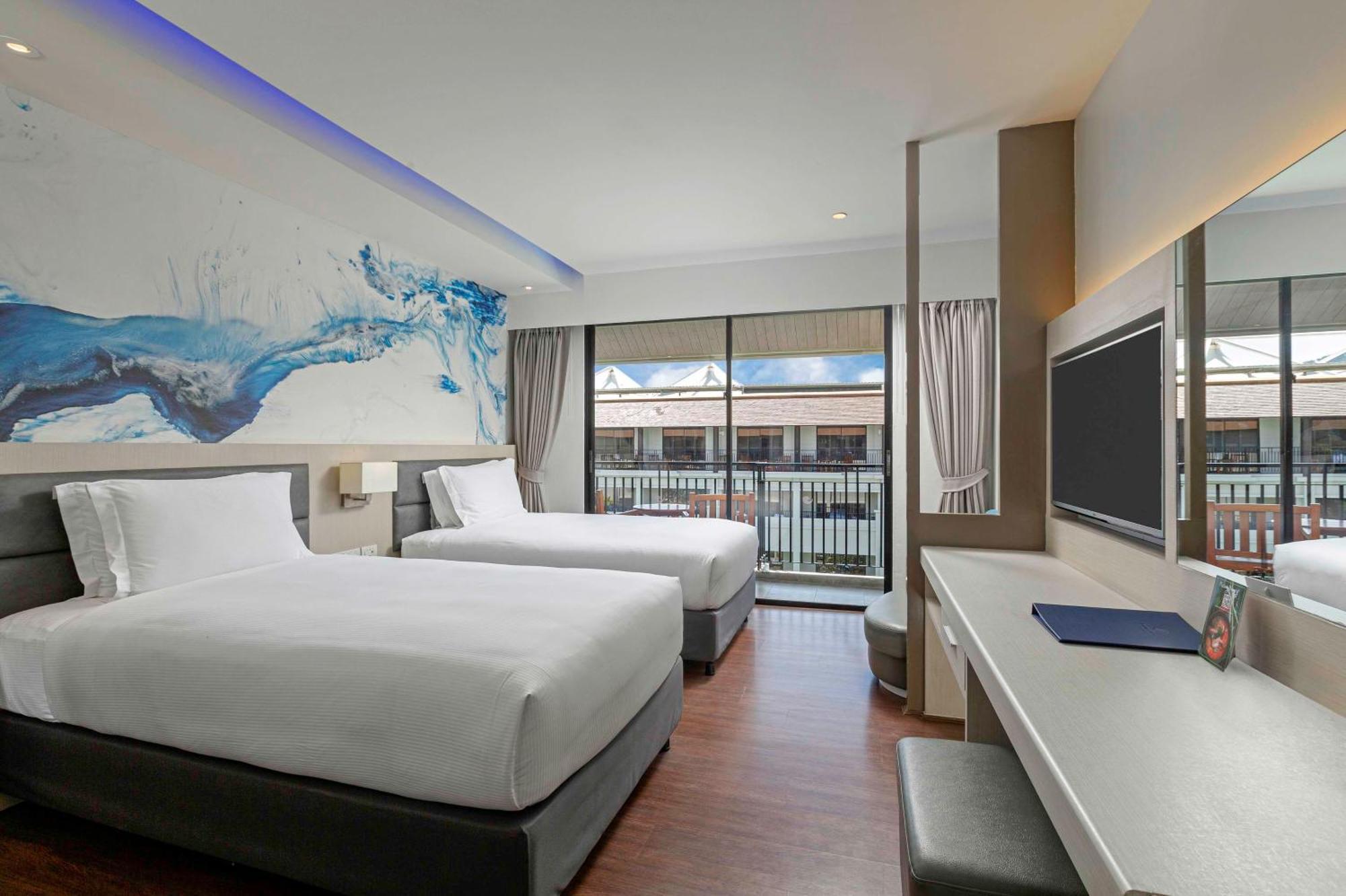 Doubletree By Hilton Phuket Banthai Resort