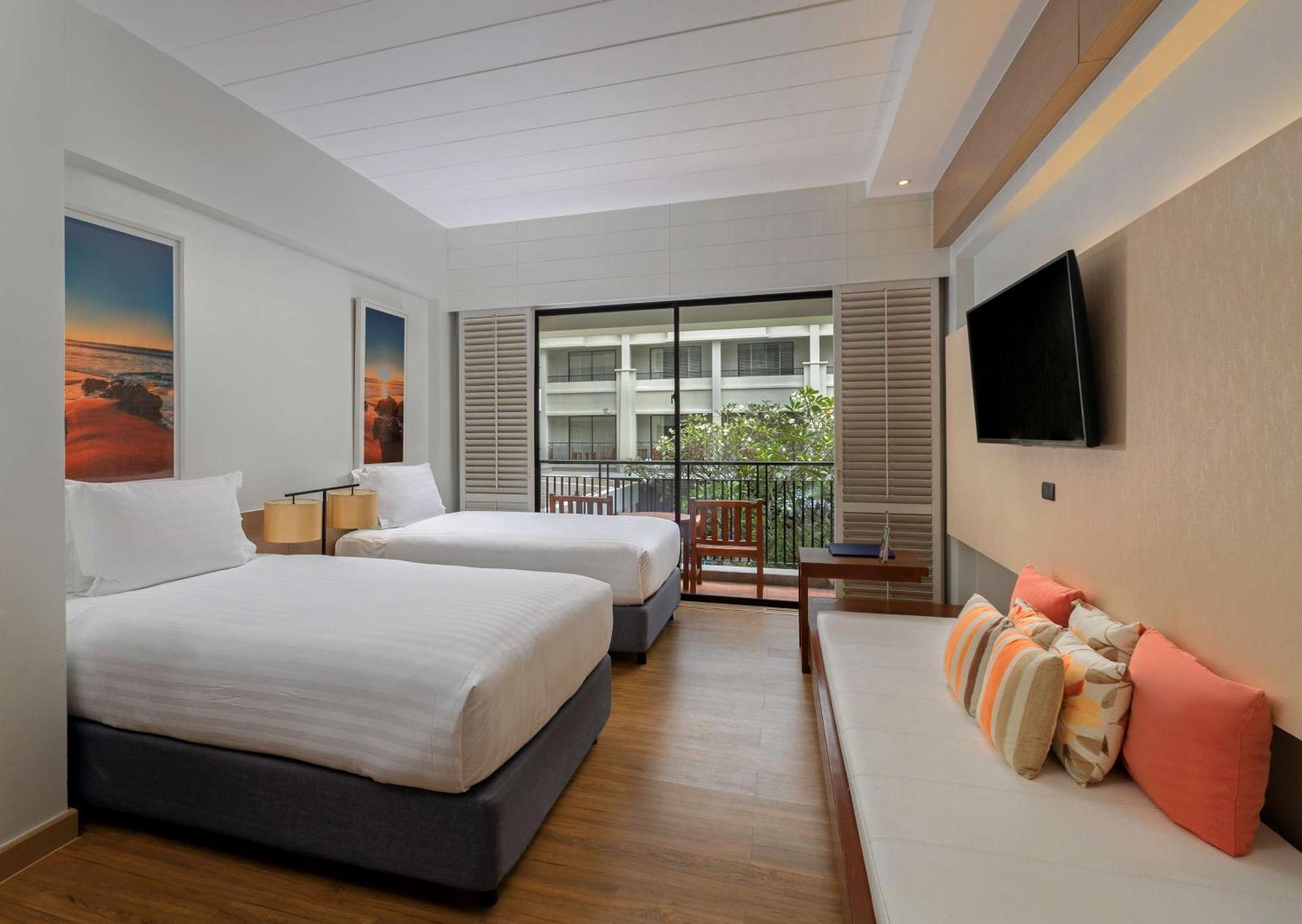 Doubletree By Hilton Phuket Banthai Resort 4*