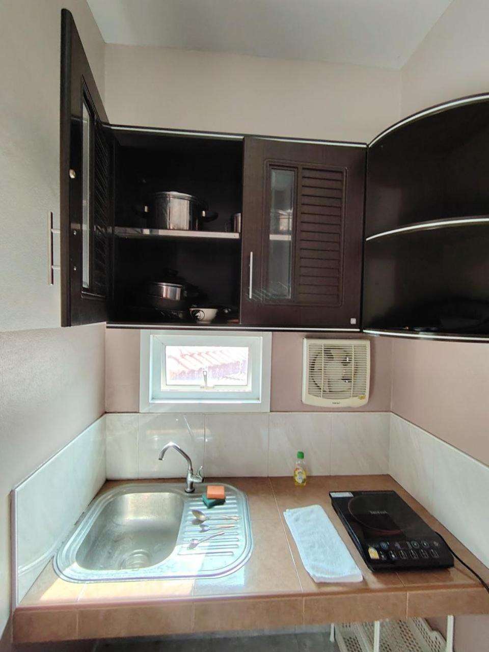 Alana Apartment