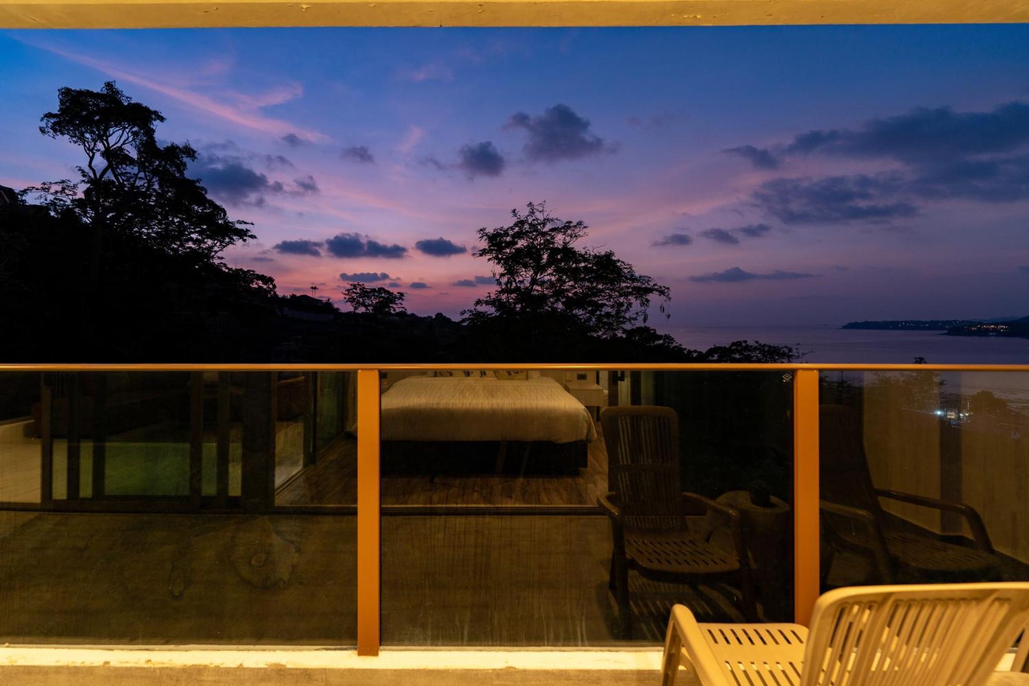 Oceana Sea View -
