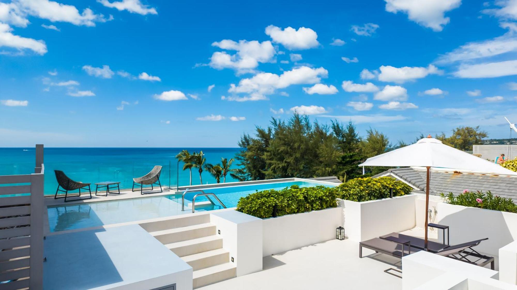 Angsana Beachfront Residense *