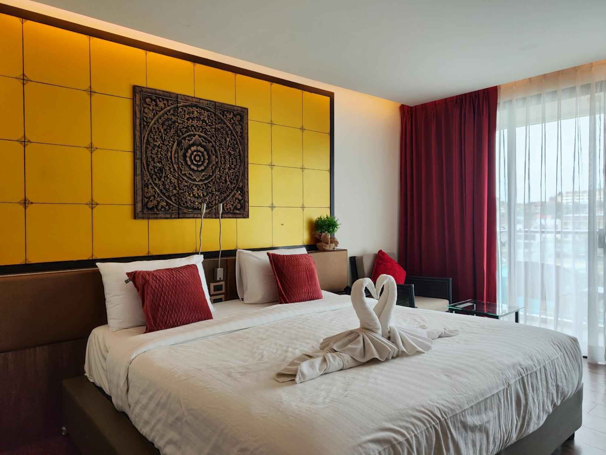 7 Floor - Pool View At Tbhr Near Apartment *