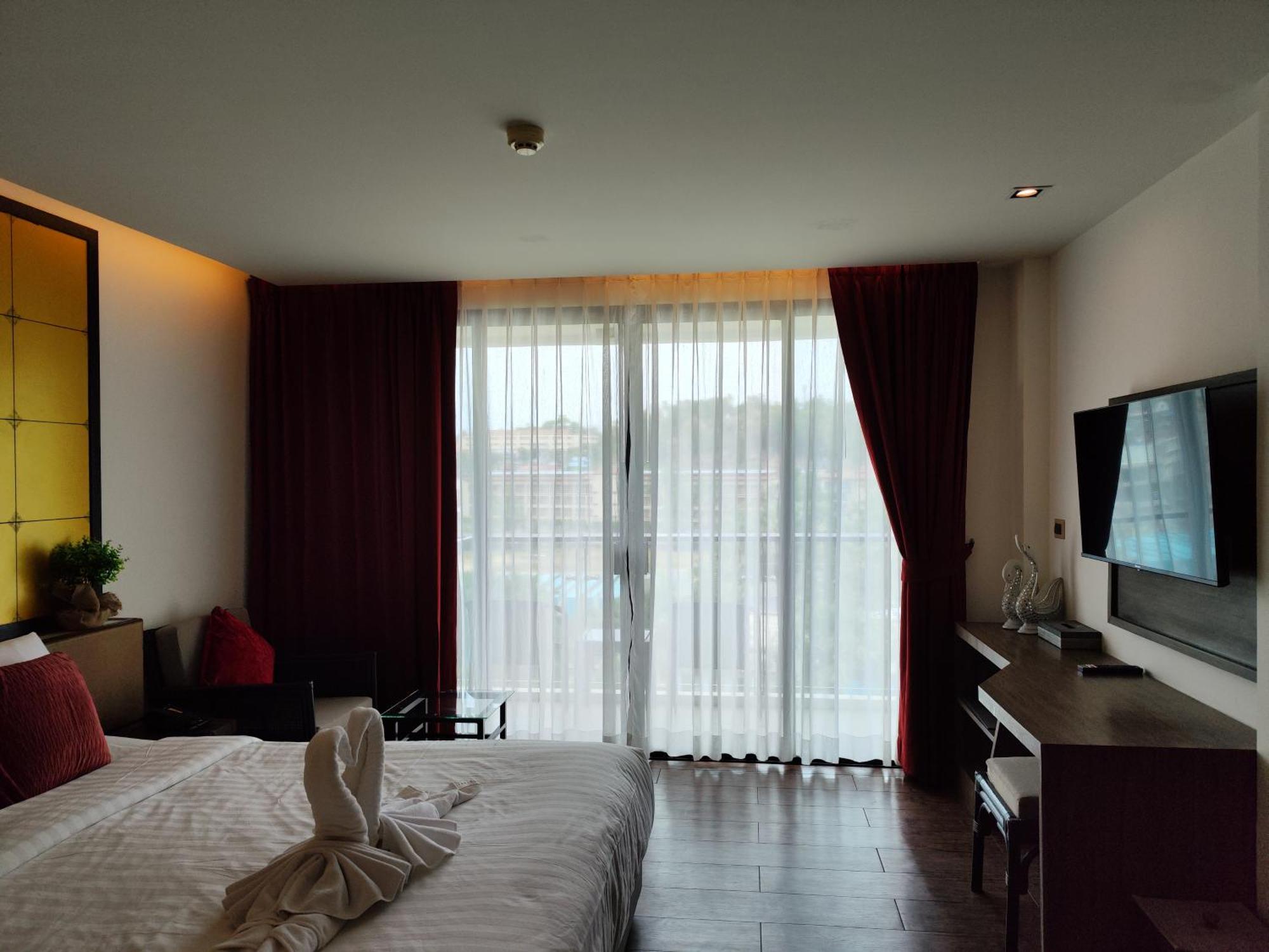 7 Floor - Pool View At Tbhr Near Apartment *