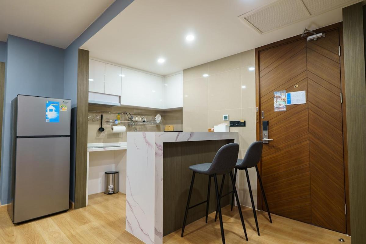 View 2bdr Lux Life Apartment *