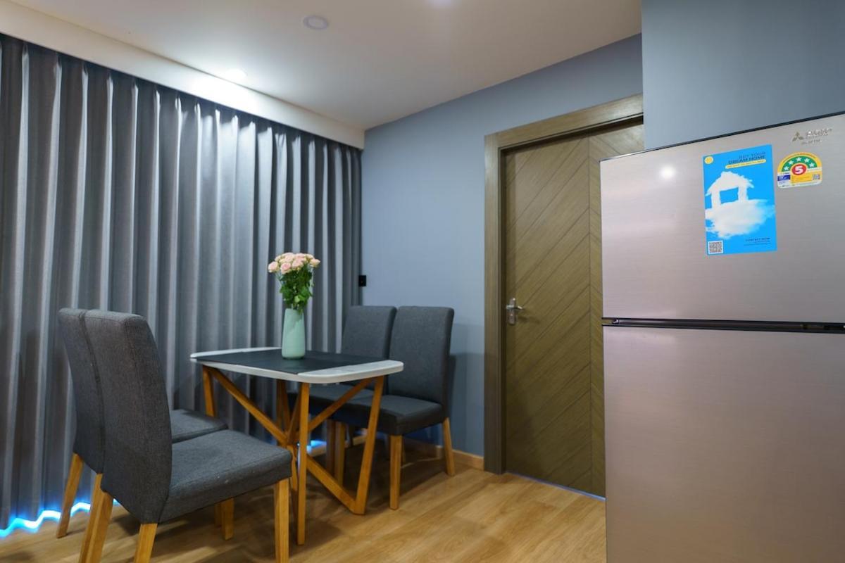 View 2bdr Lux Life Apartment