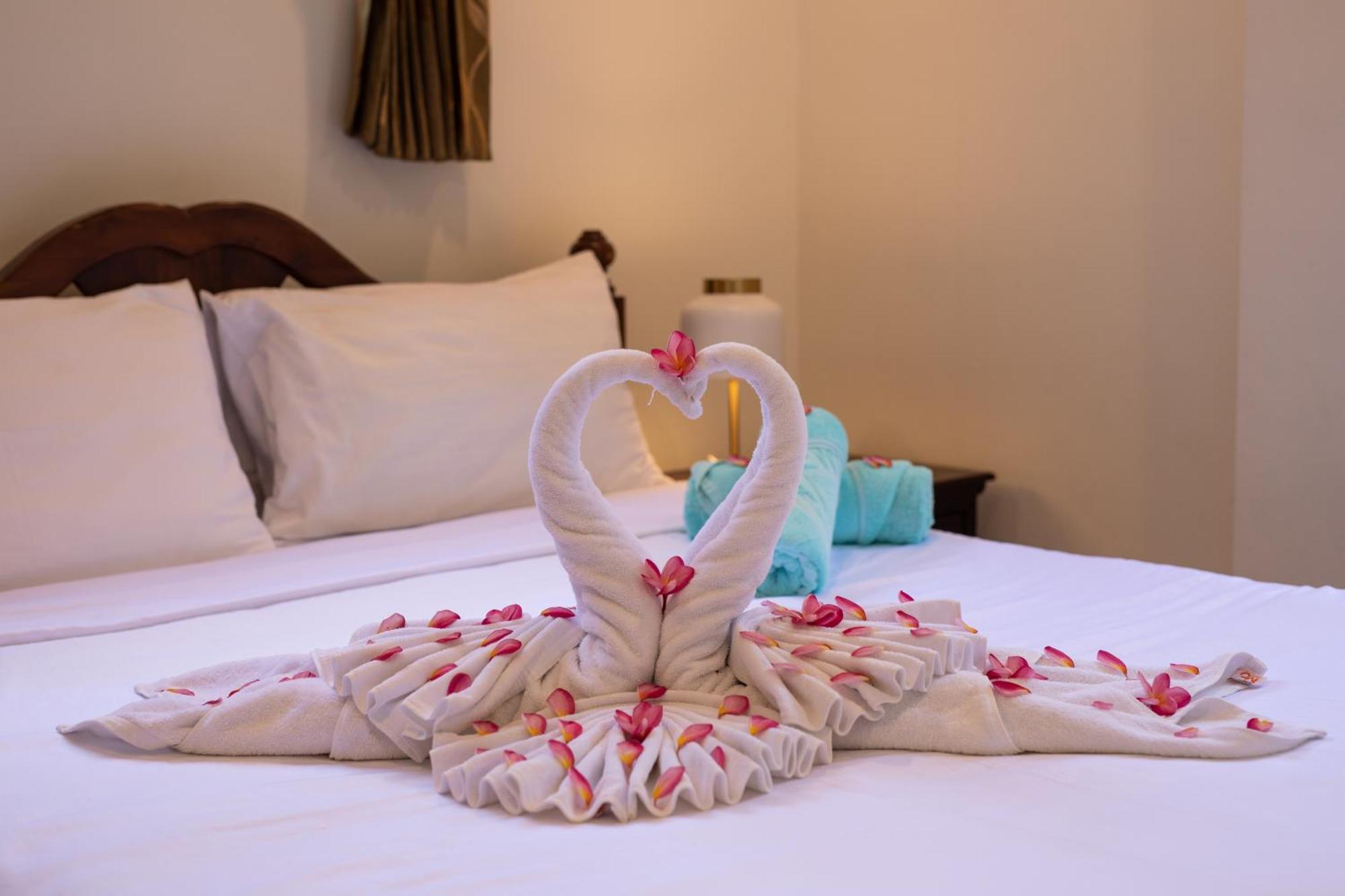 Hotel Baan Chom View - Sha Kamala Beach