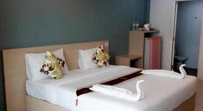 Kim Lung Airport Hotel 3*