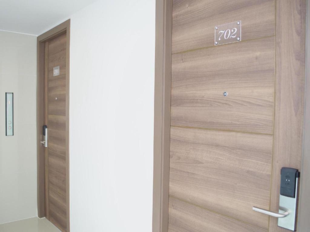 Elegancy Sansabai Hotel 3*