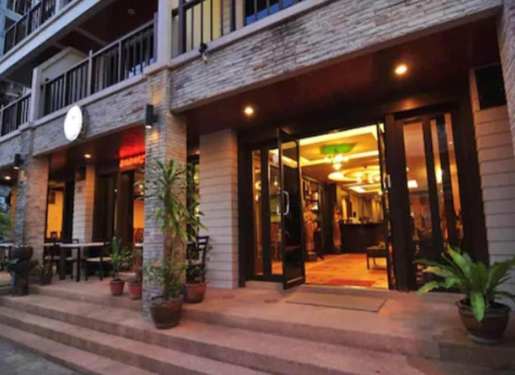 Mt 3* Patong