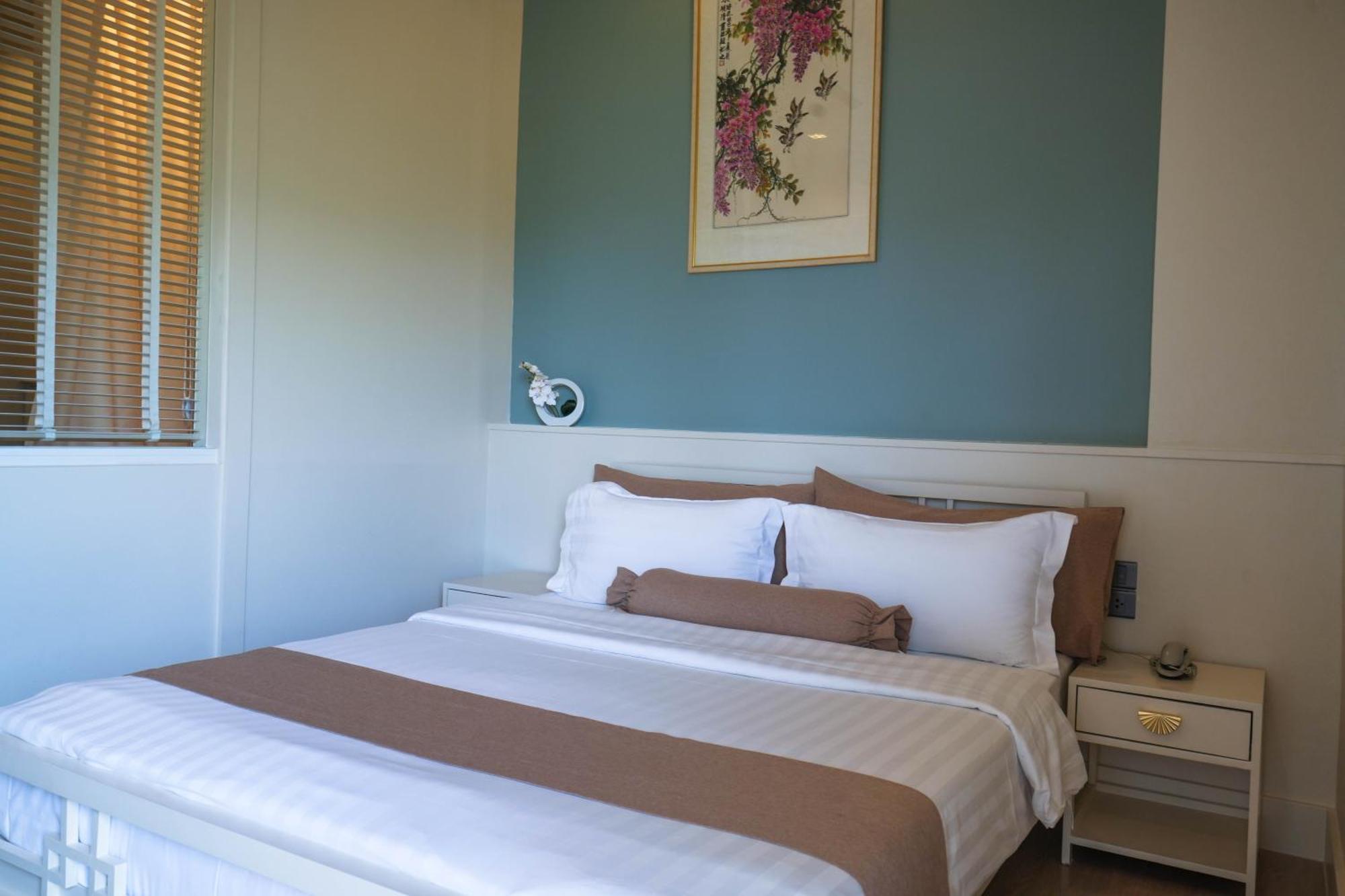 O'nya Hotel