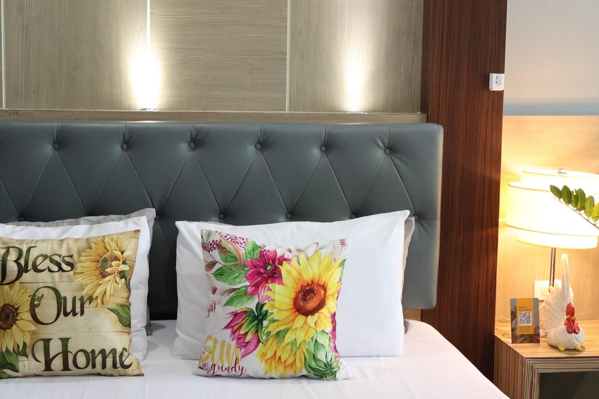 Eat N Sleep Hotel Phuket