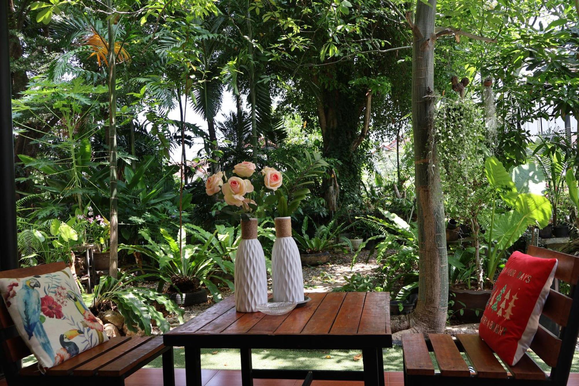Hotel Eat N Sleep Phuket