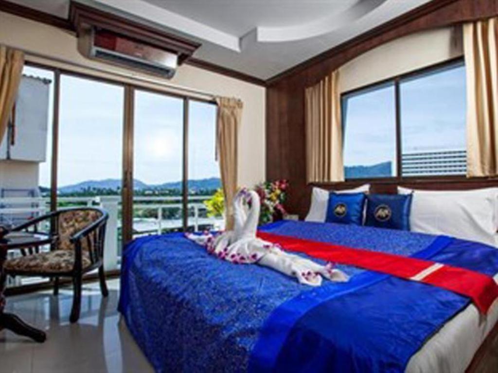 Hotel Triple Rund Place 2*