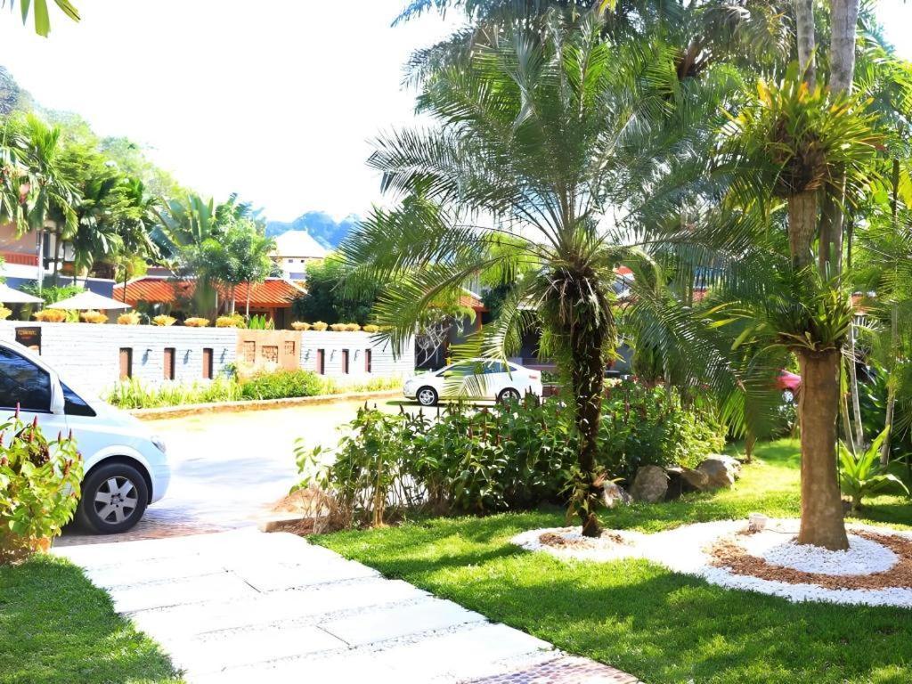 Resort Royal Lee And