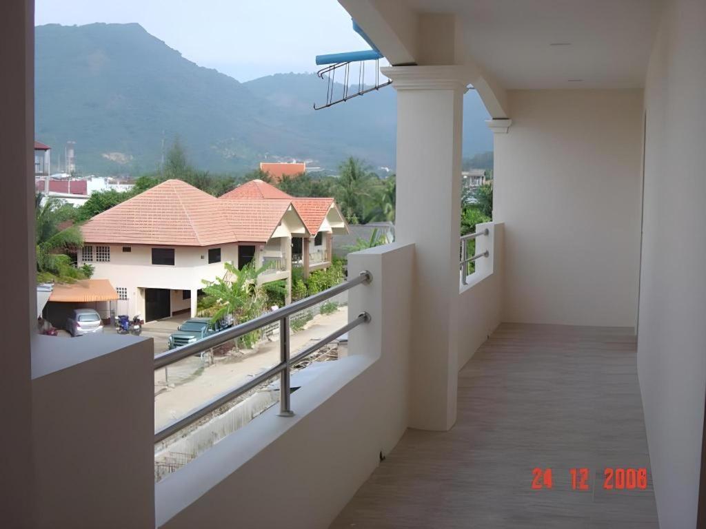 Phuyai Kamala Beach