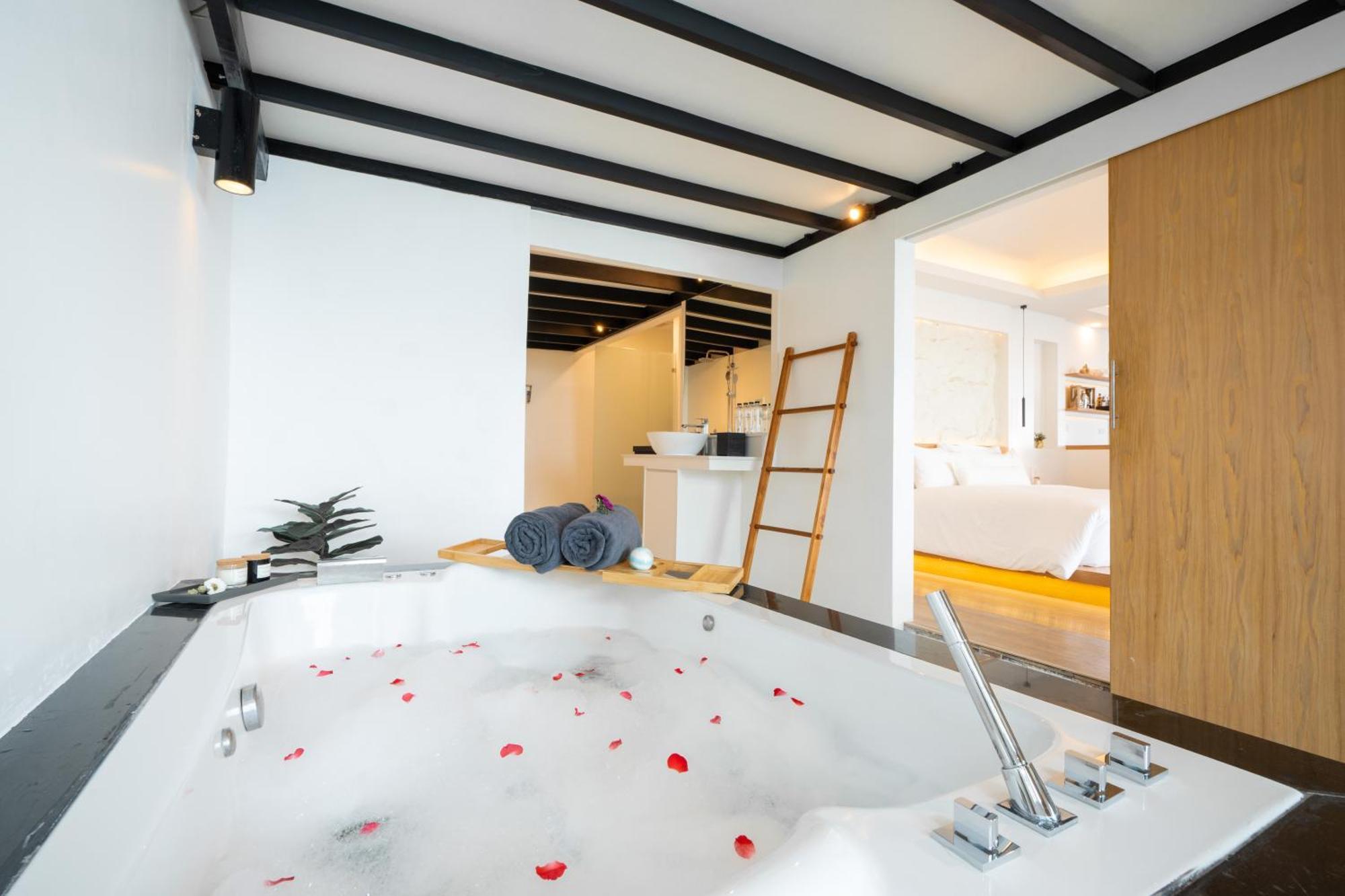 Hotel Anona Sunset Boutique Ban Karon