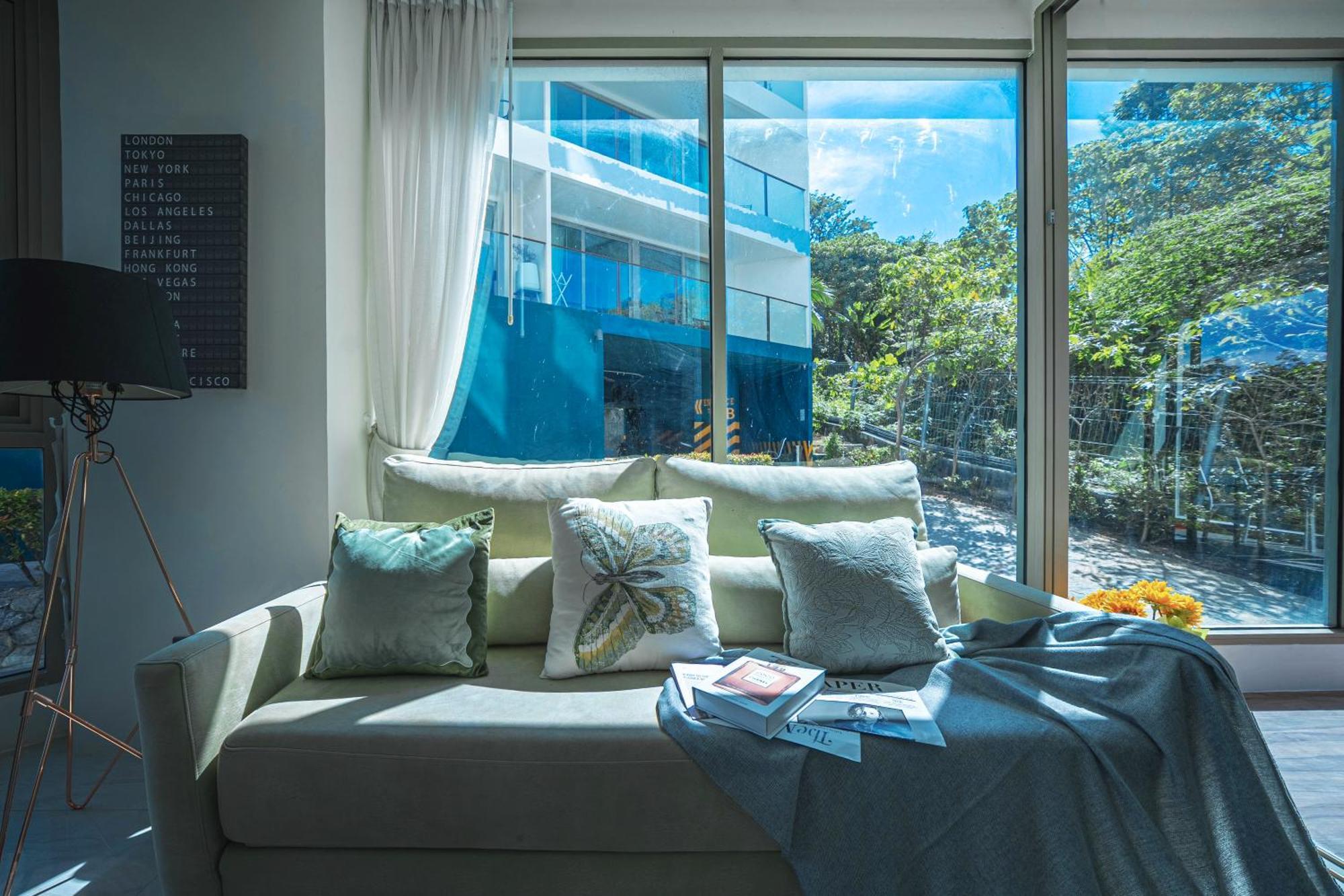 Oceana Sea View -